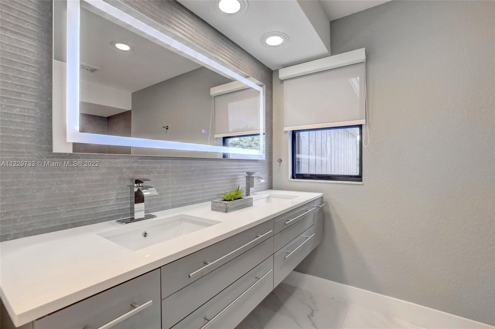 2501 SE Morningside Blvd Unit: 2501