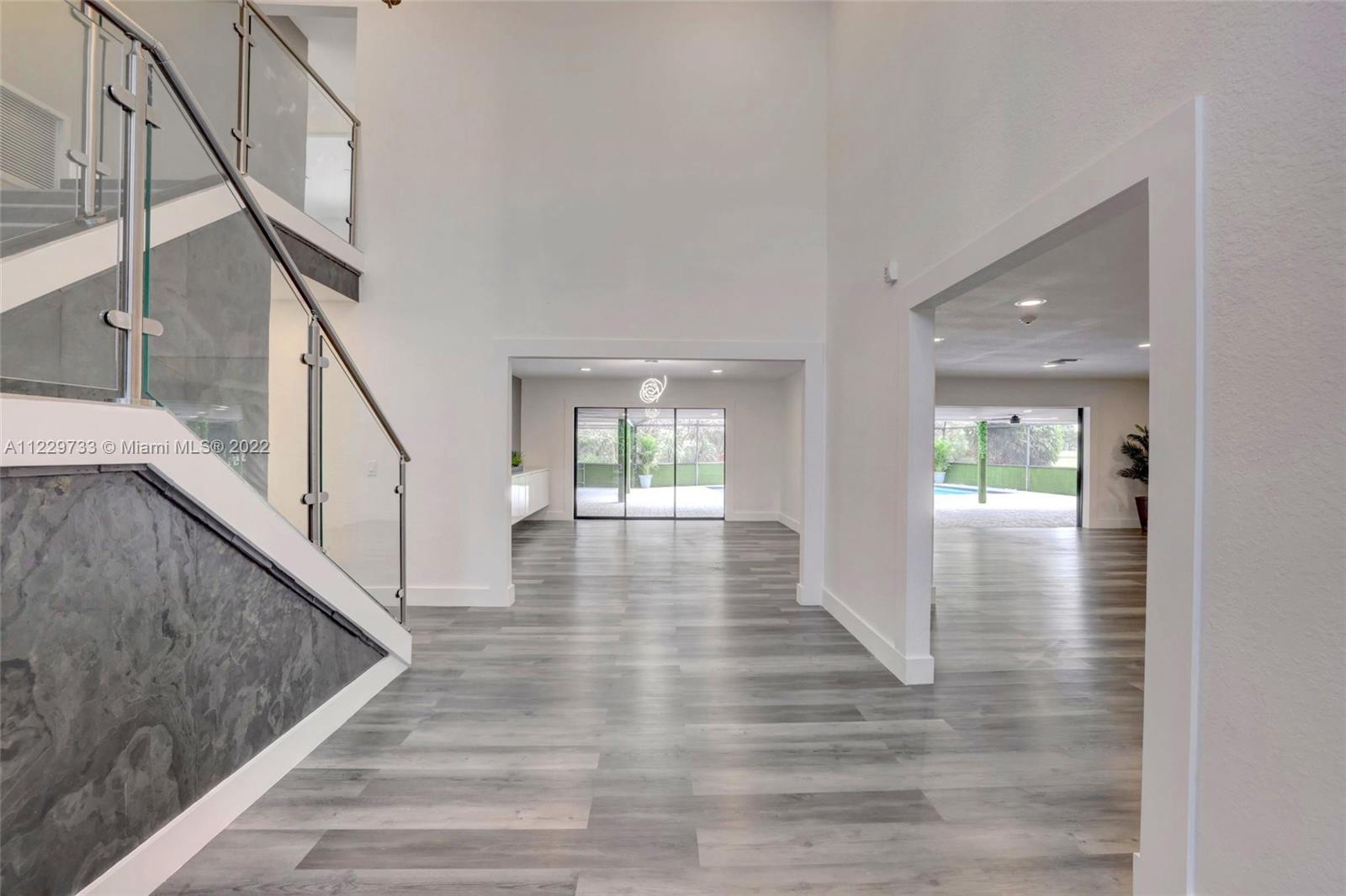 2501 SE Morningside Blvd Unit: 2501
