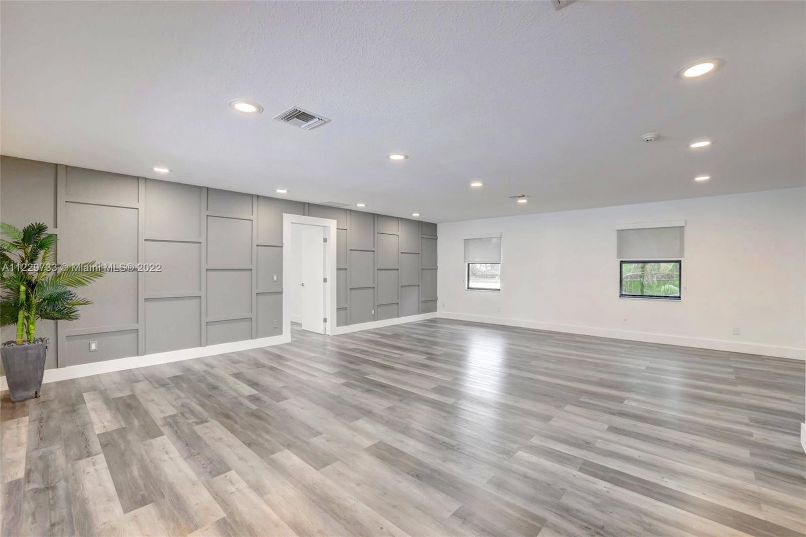 2501 SE Morningside Blvd Unit: 2501