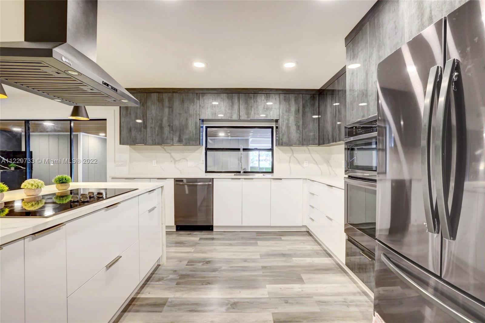 2501 SE Morningside Blvd Unit: 2501
