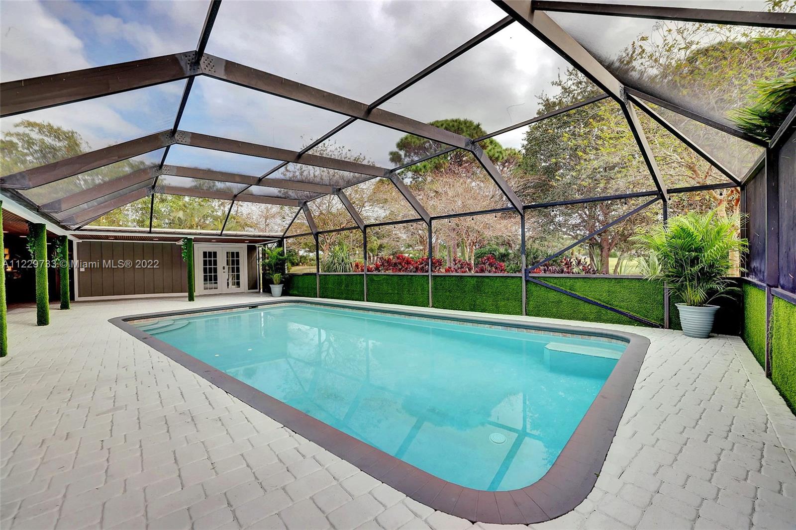 2501 SE Morningside Blvd Unit: 2501