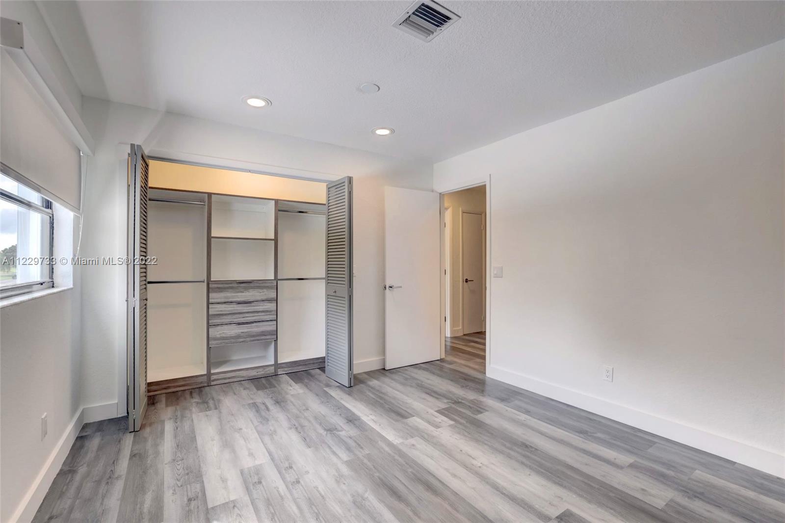 2501 SE Morningside Blvd Unit: 2501