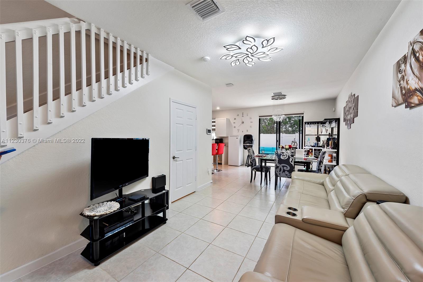 10125 W 32nd Ln Unit: 10125
