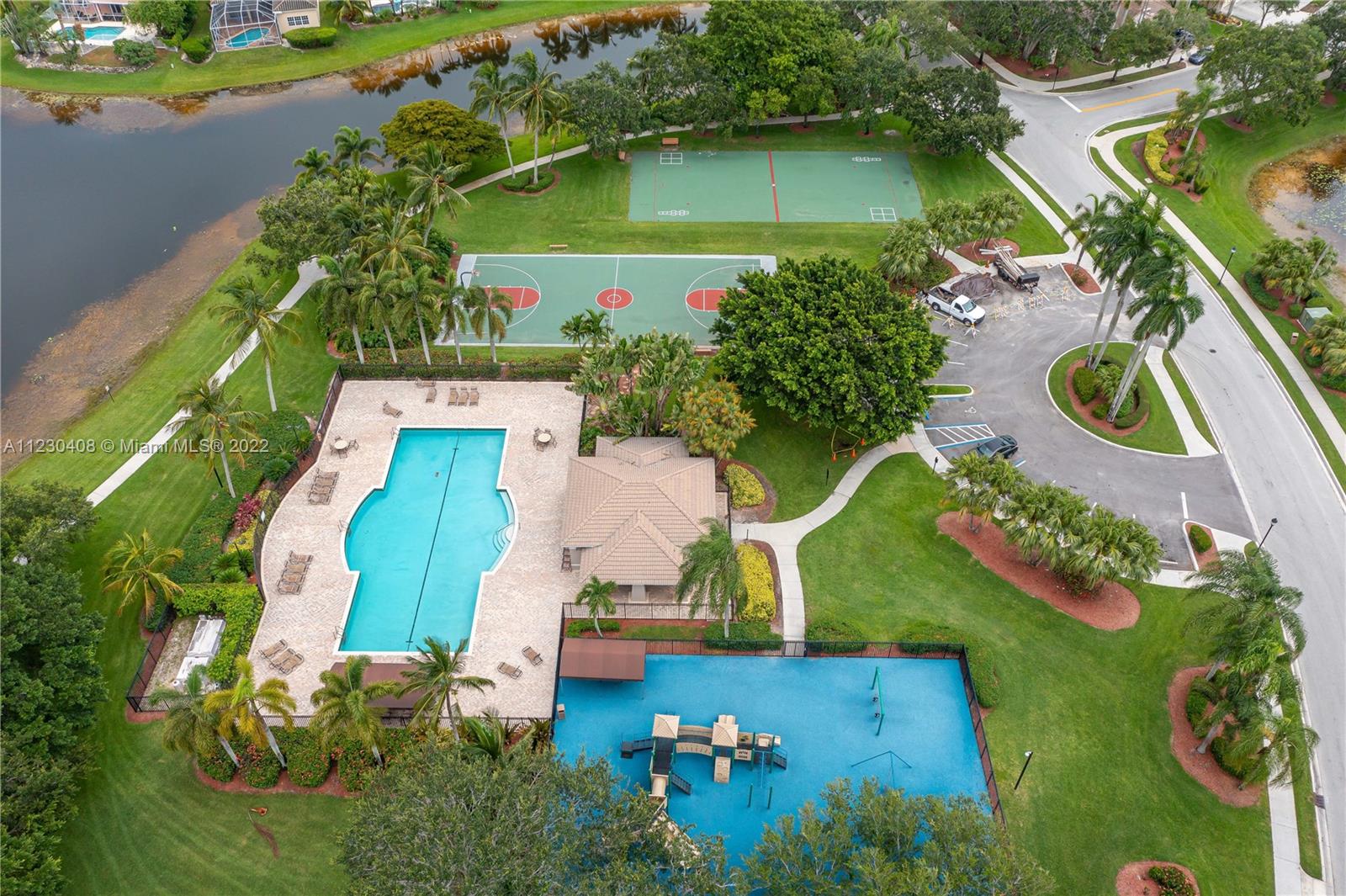 1118 Birchwood Rd
