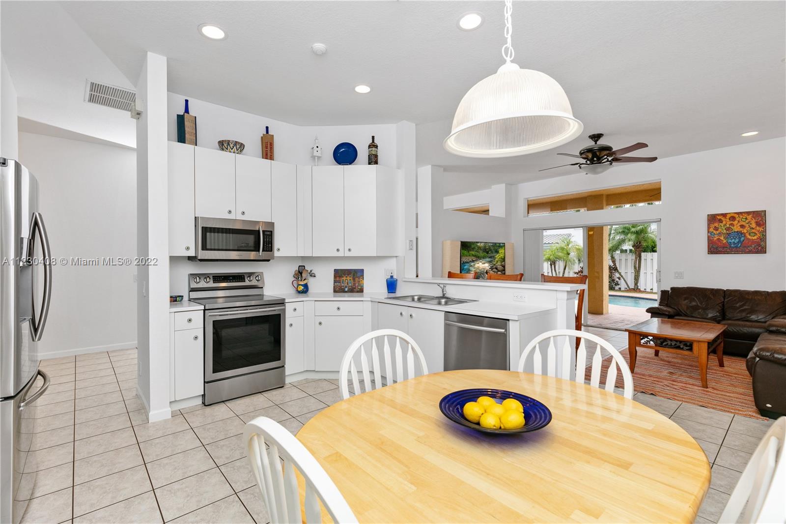 1118 Birchwood Rd