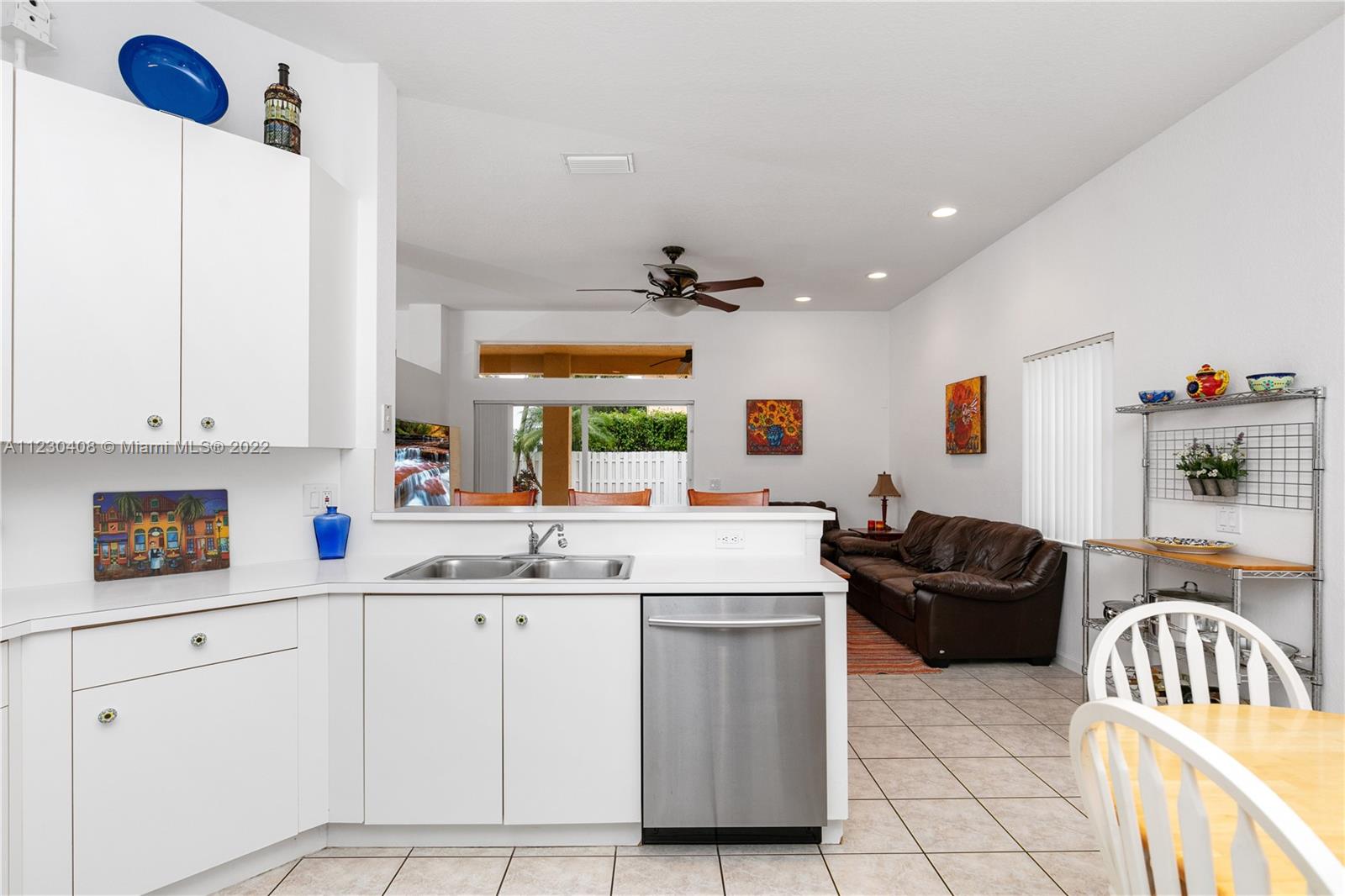 1118 Birchwood Rd