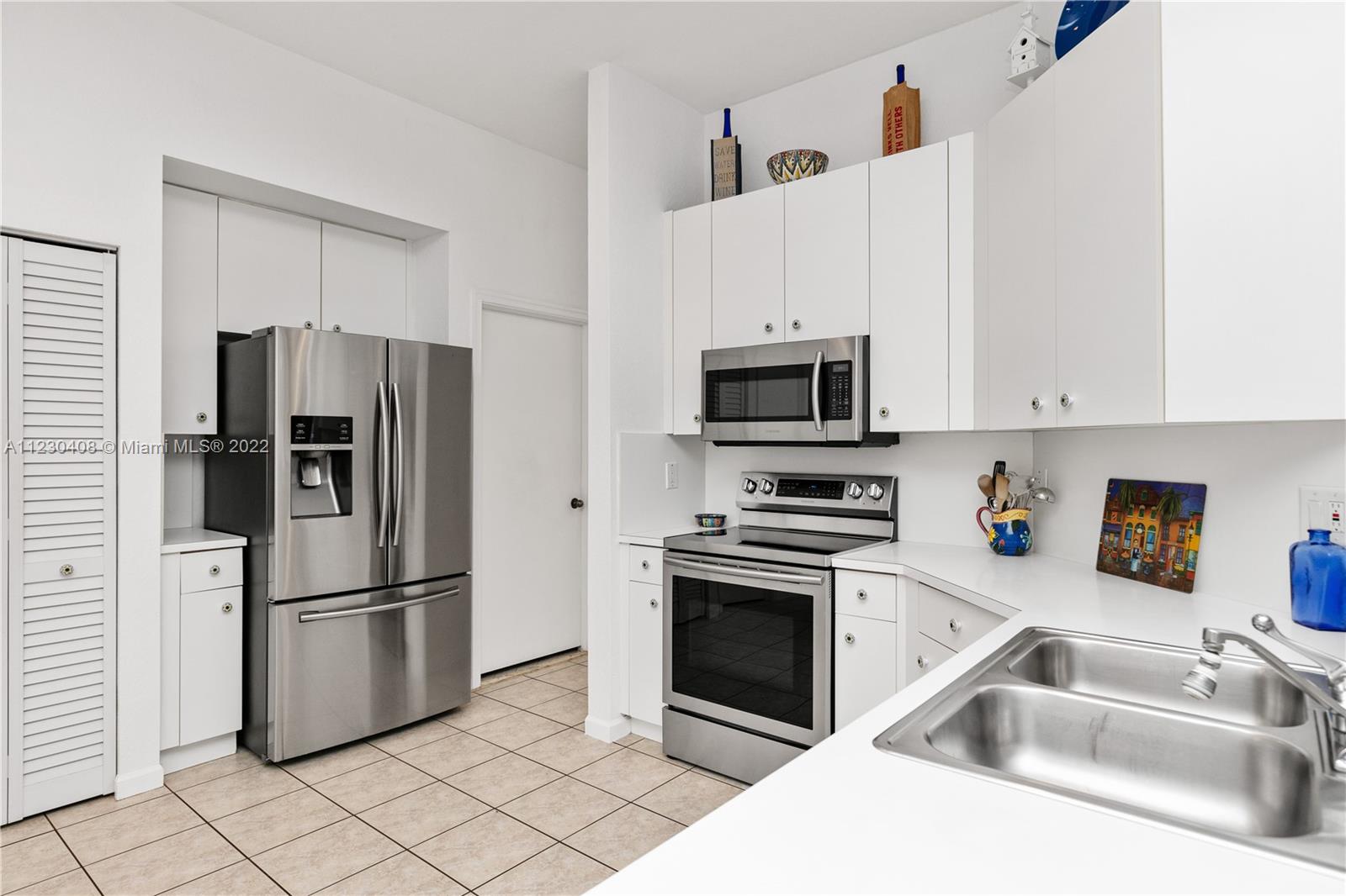 1118 Birchwood Rd