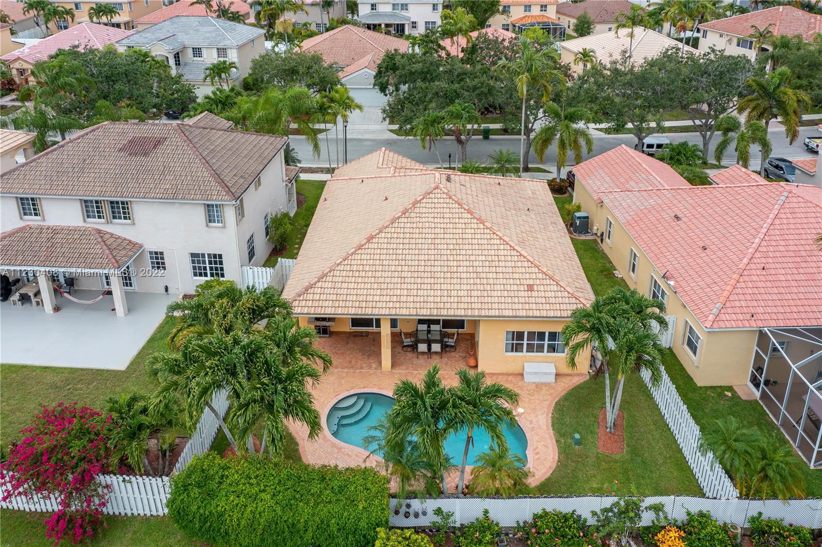 1118 Birchwood Rd