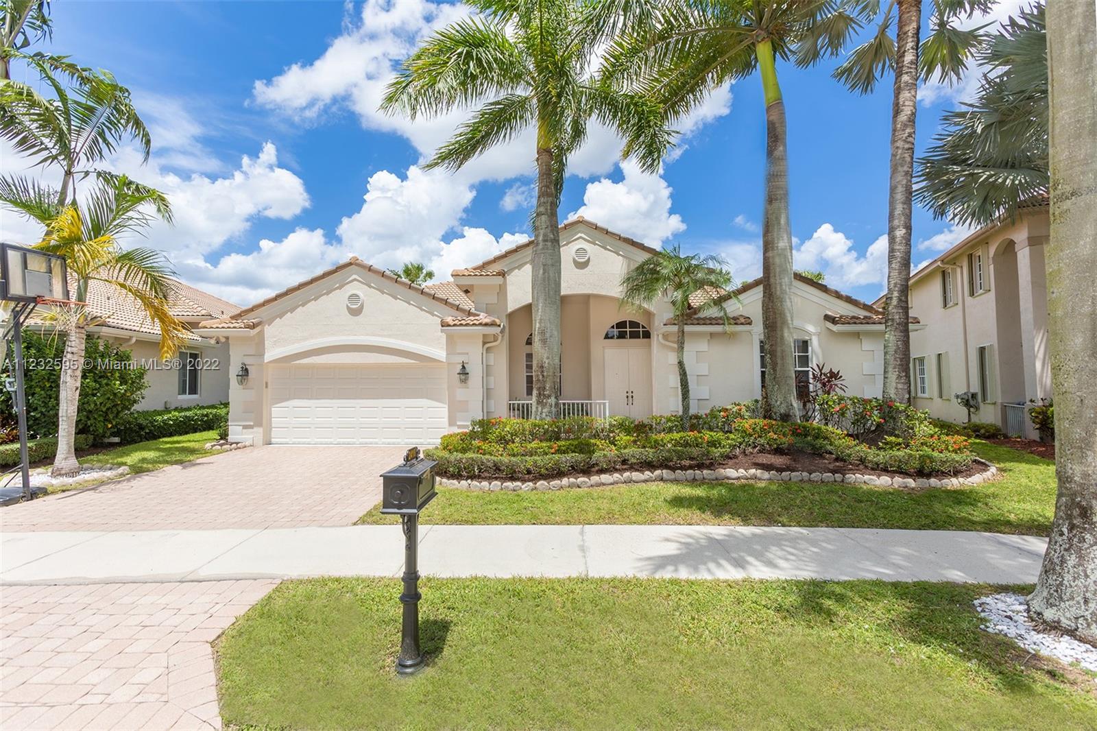 2418 Deer Creek Rd