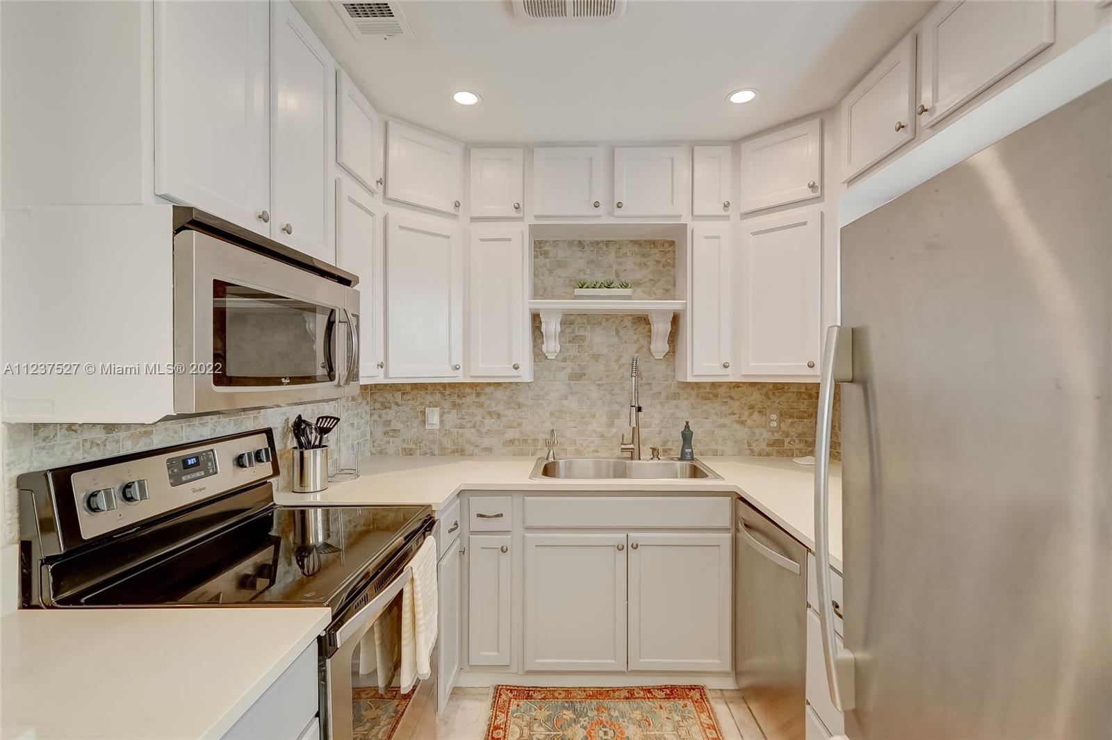 2616 NE 30th Pl Unit: 210A