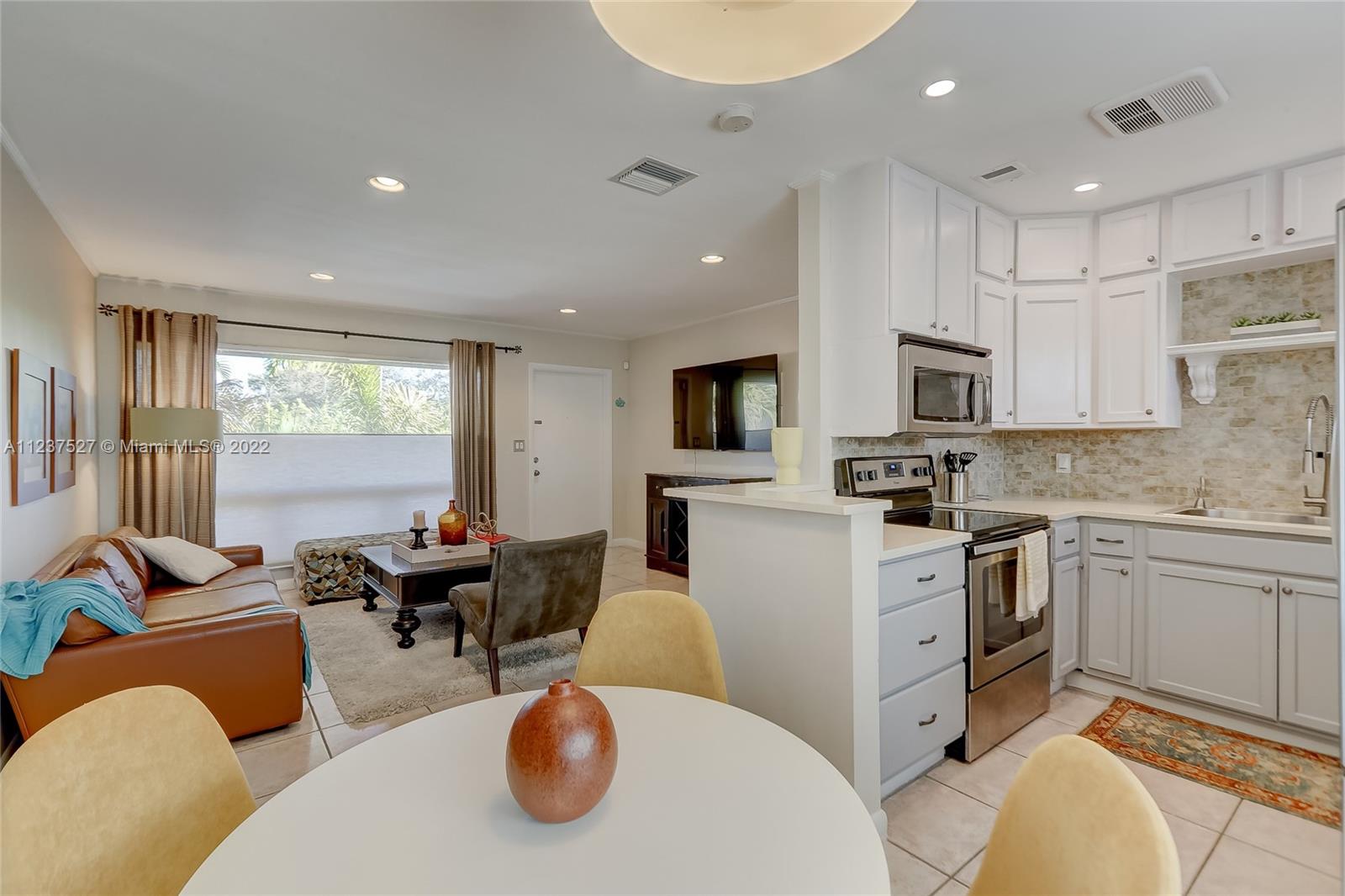 2616 NE 30th Pl Unit: 210A