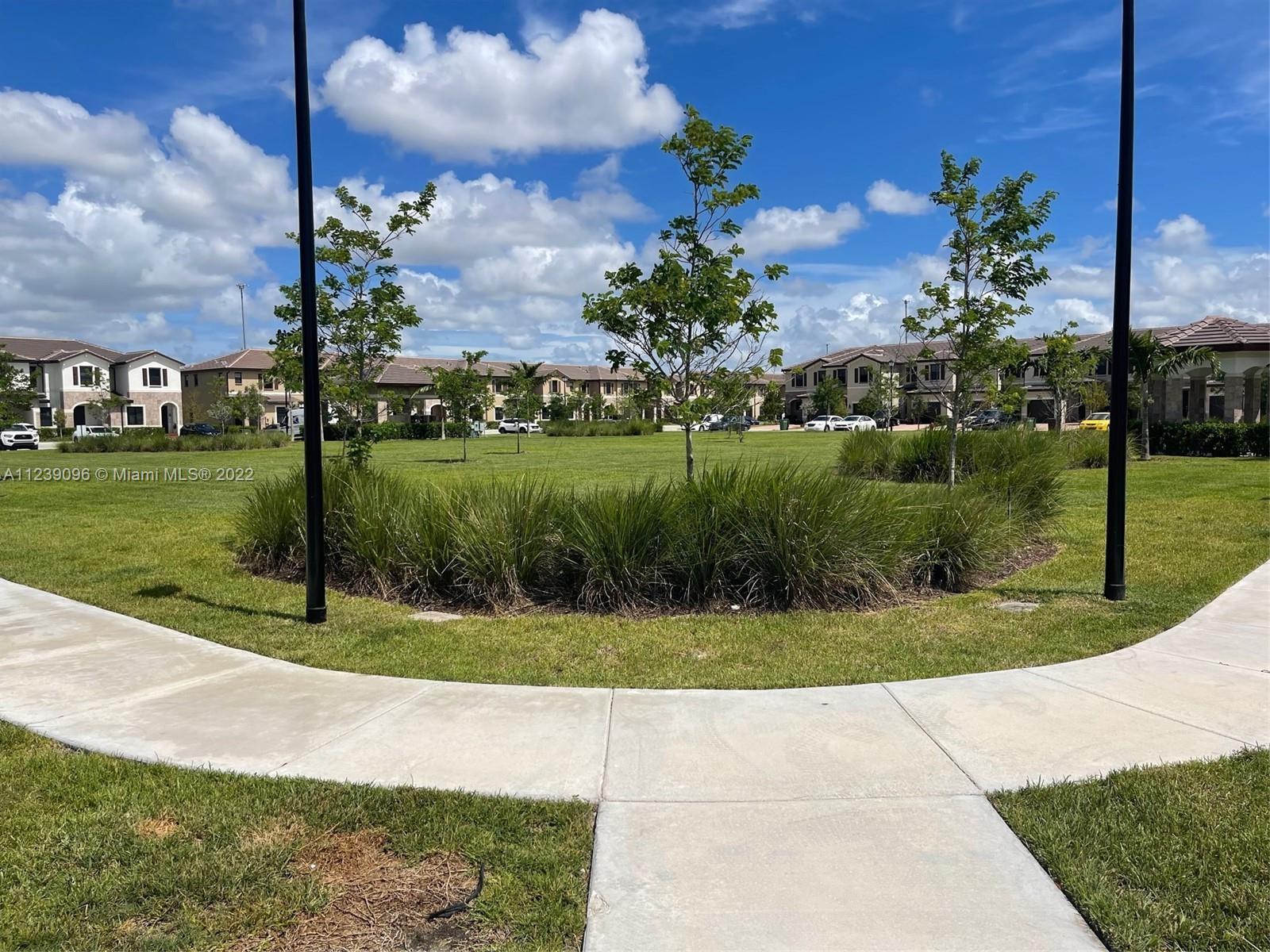 10906 W 33rd Ct Unit: 10906