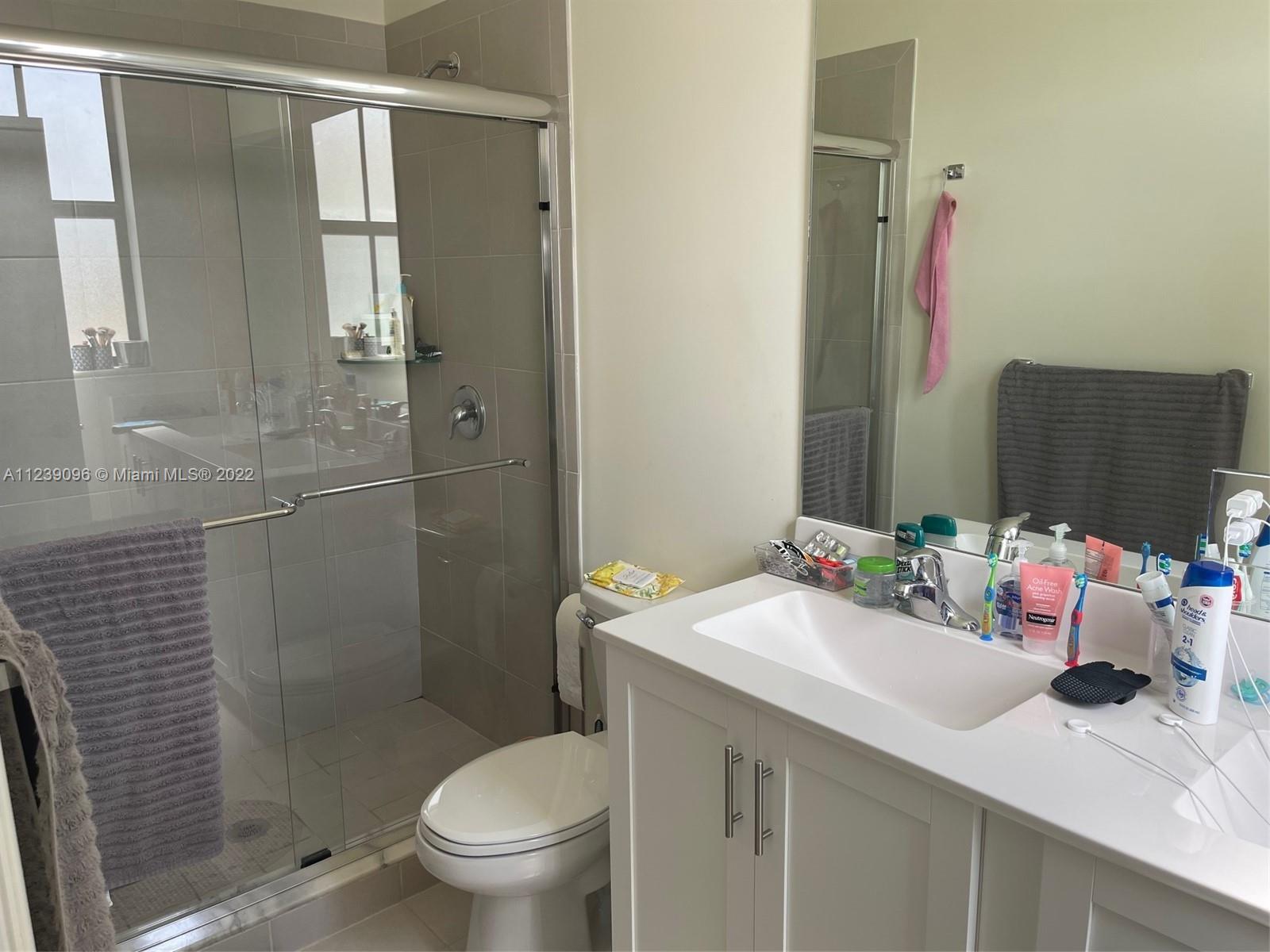 10906 W 33rd Ct Unit: 10906