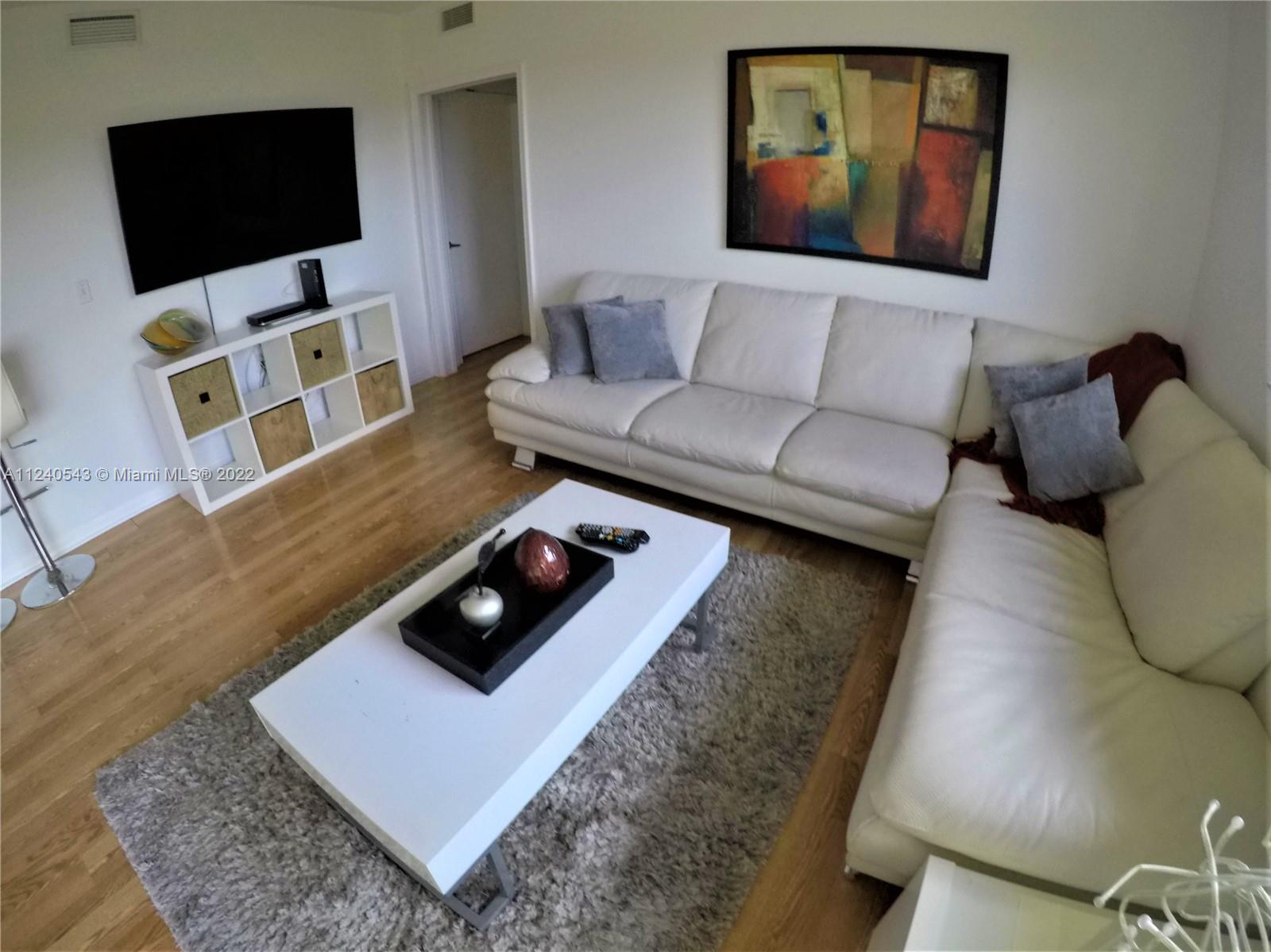 2775 NE 187th St Unit: 314