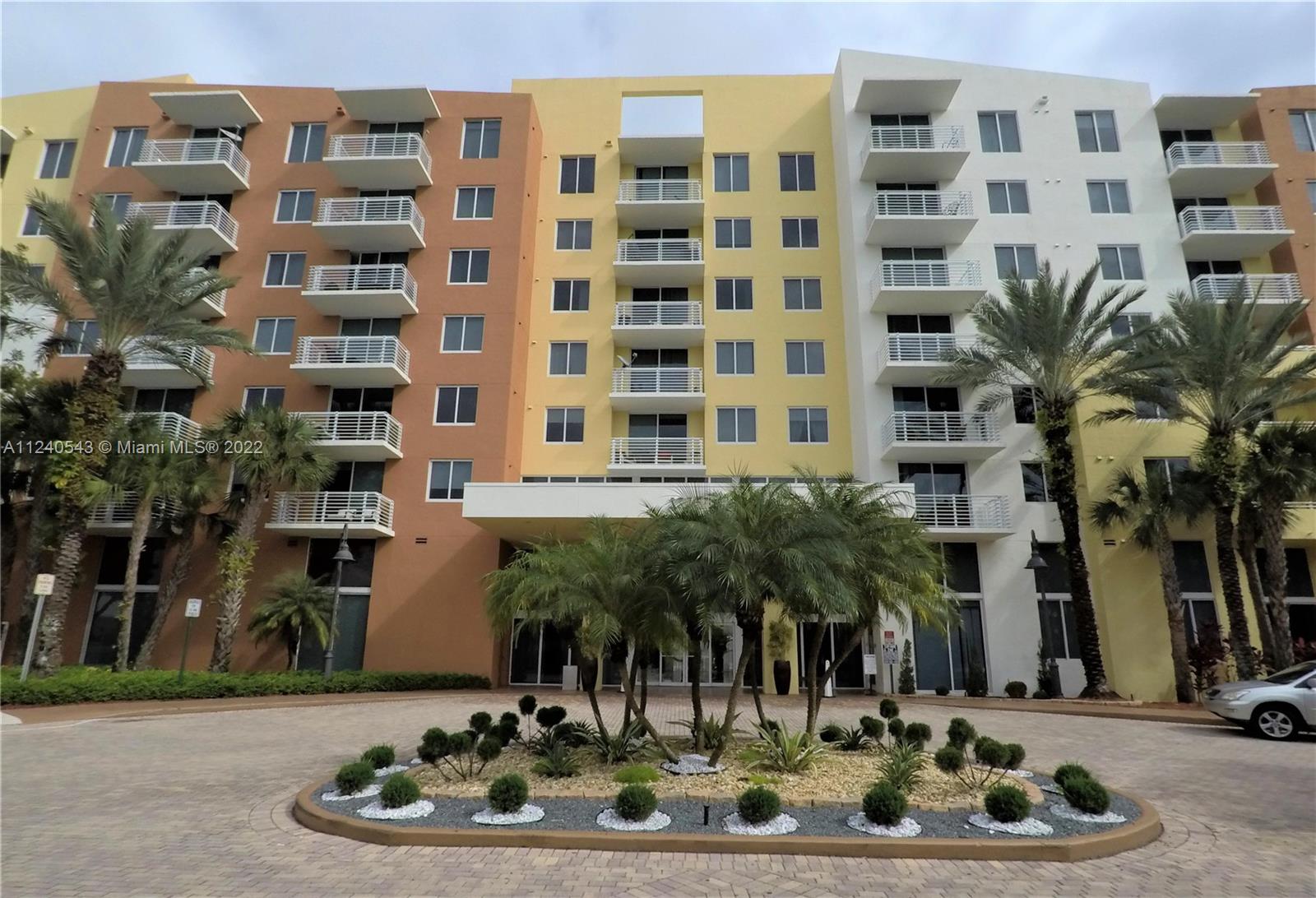 2775 NE 187th St Unit: 314
