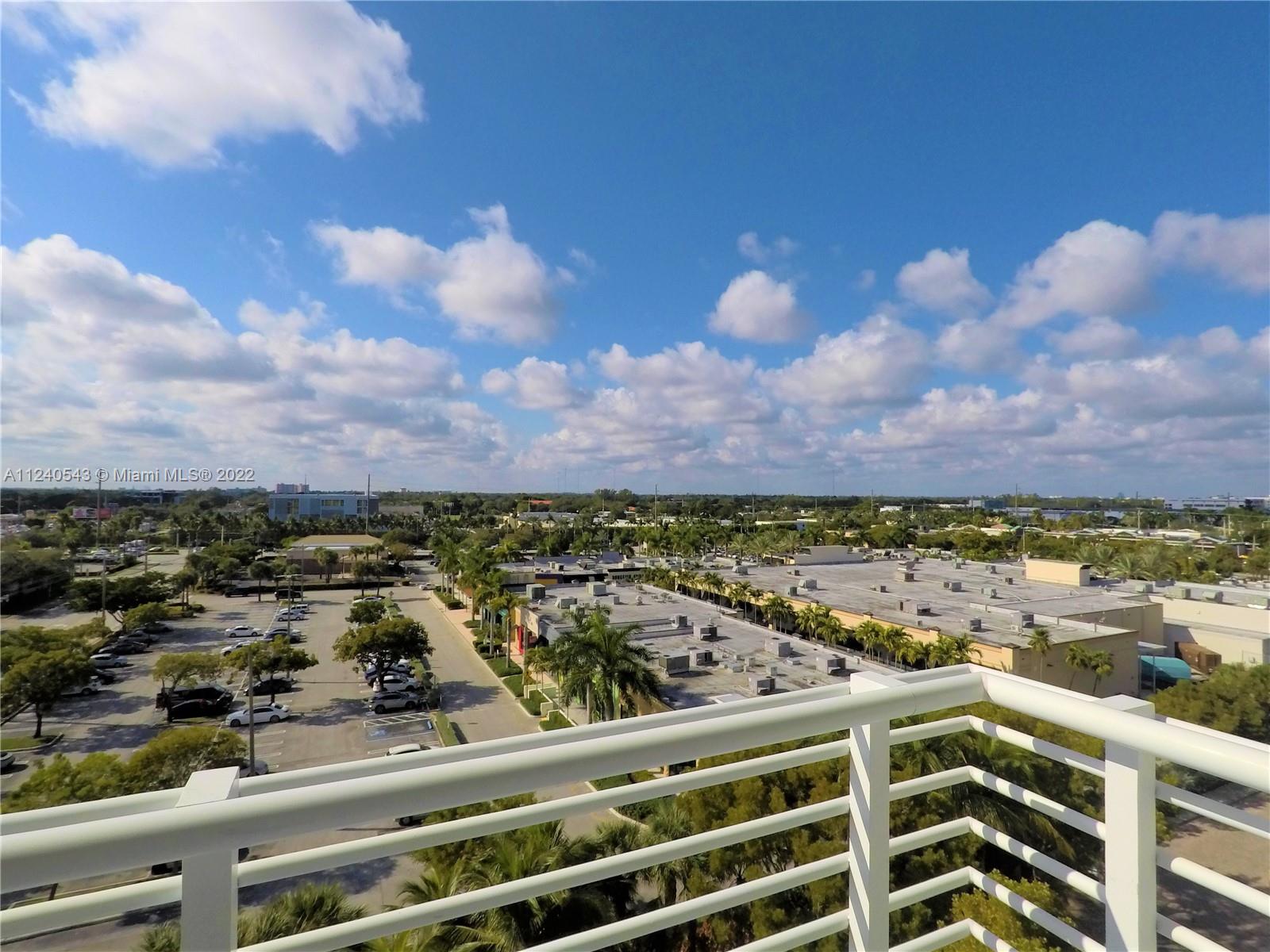 2775 NE 187th St Unit: 314