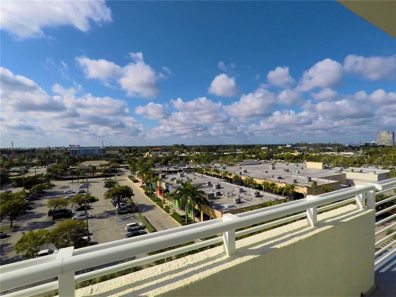 2775 NE 187th St Unit: 314