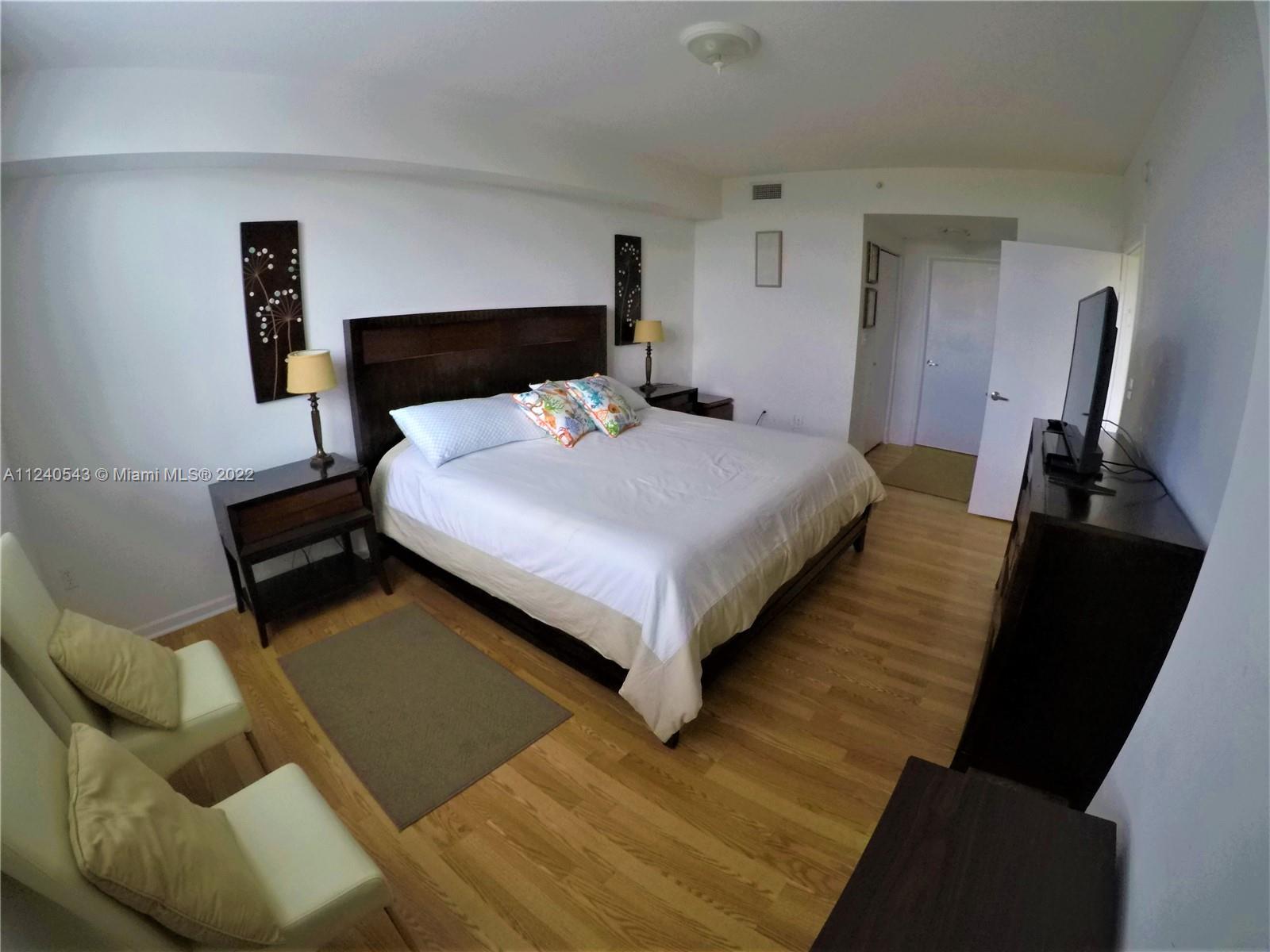 2775 NE 187th St Unit: 314