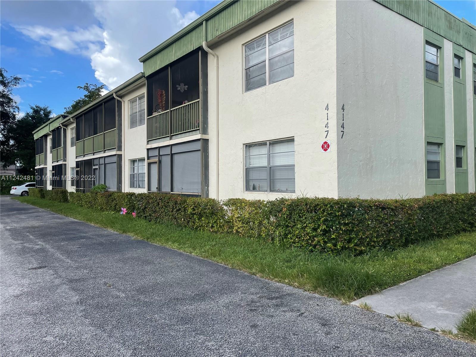 4147 NW 90th Ave Unit: 203