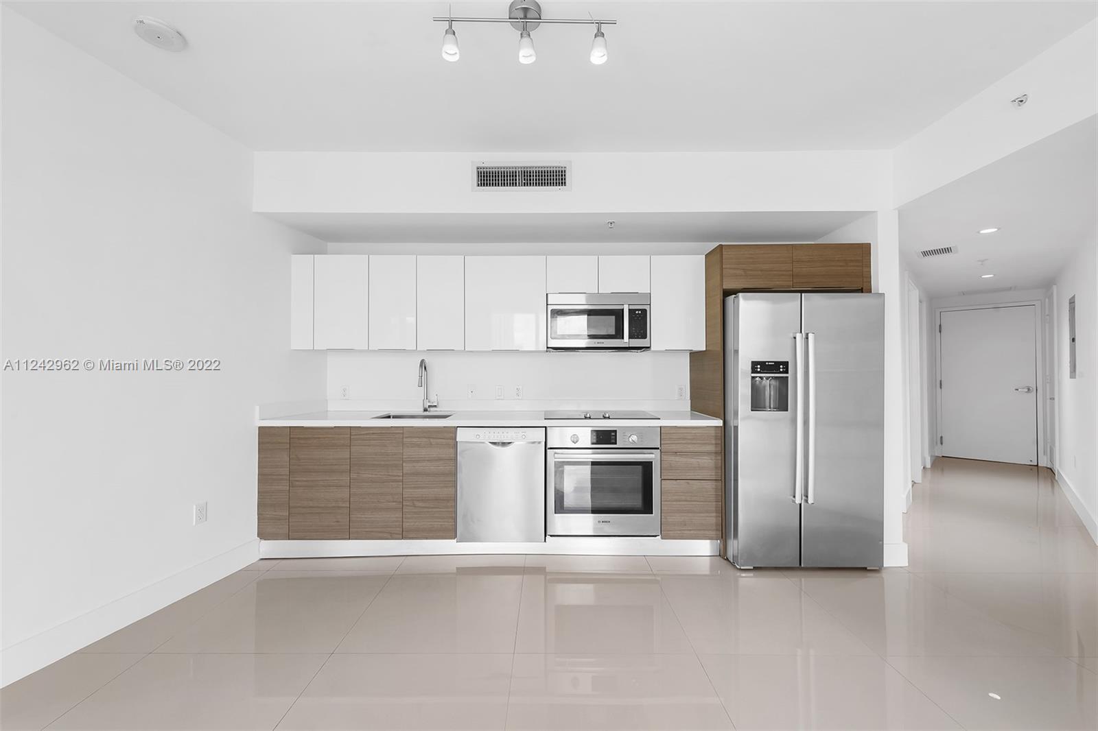 1010 SW 2nd Ave Unit: 1904