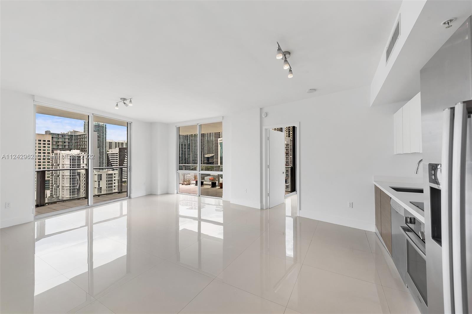 1010 SW 2nd Ave Unit: 1904