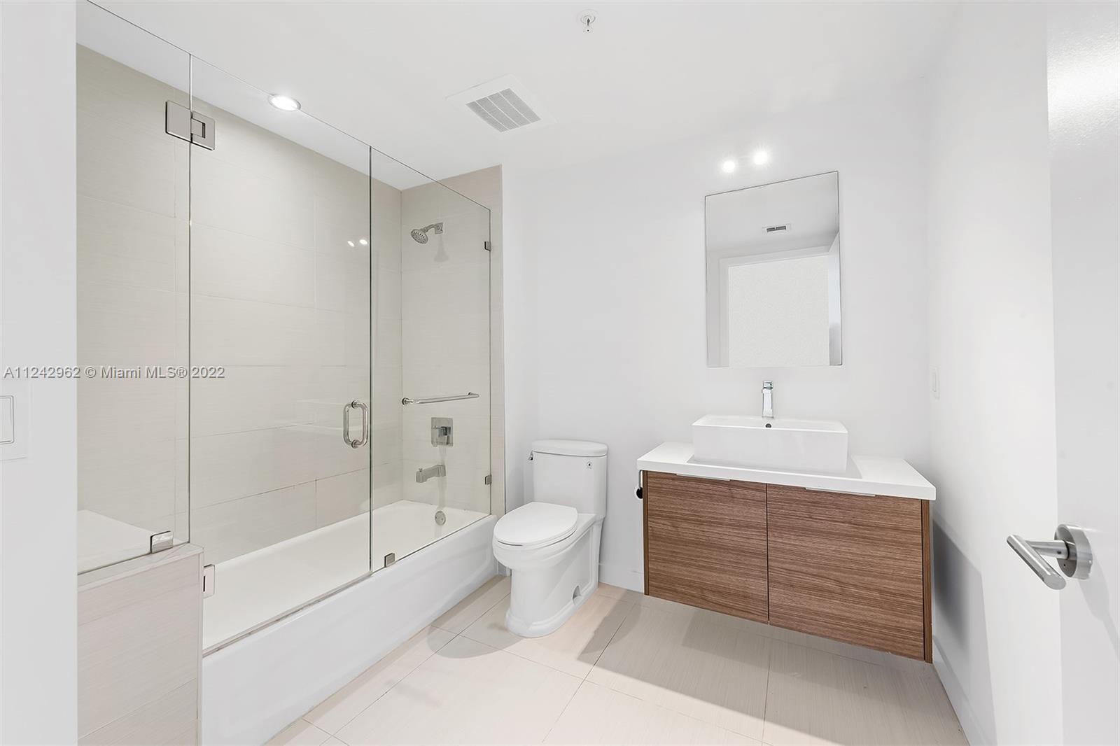 1010 SW 2nd Ave Unit: 1904