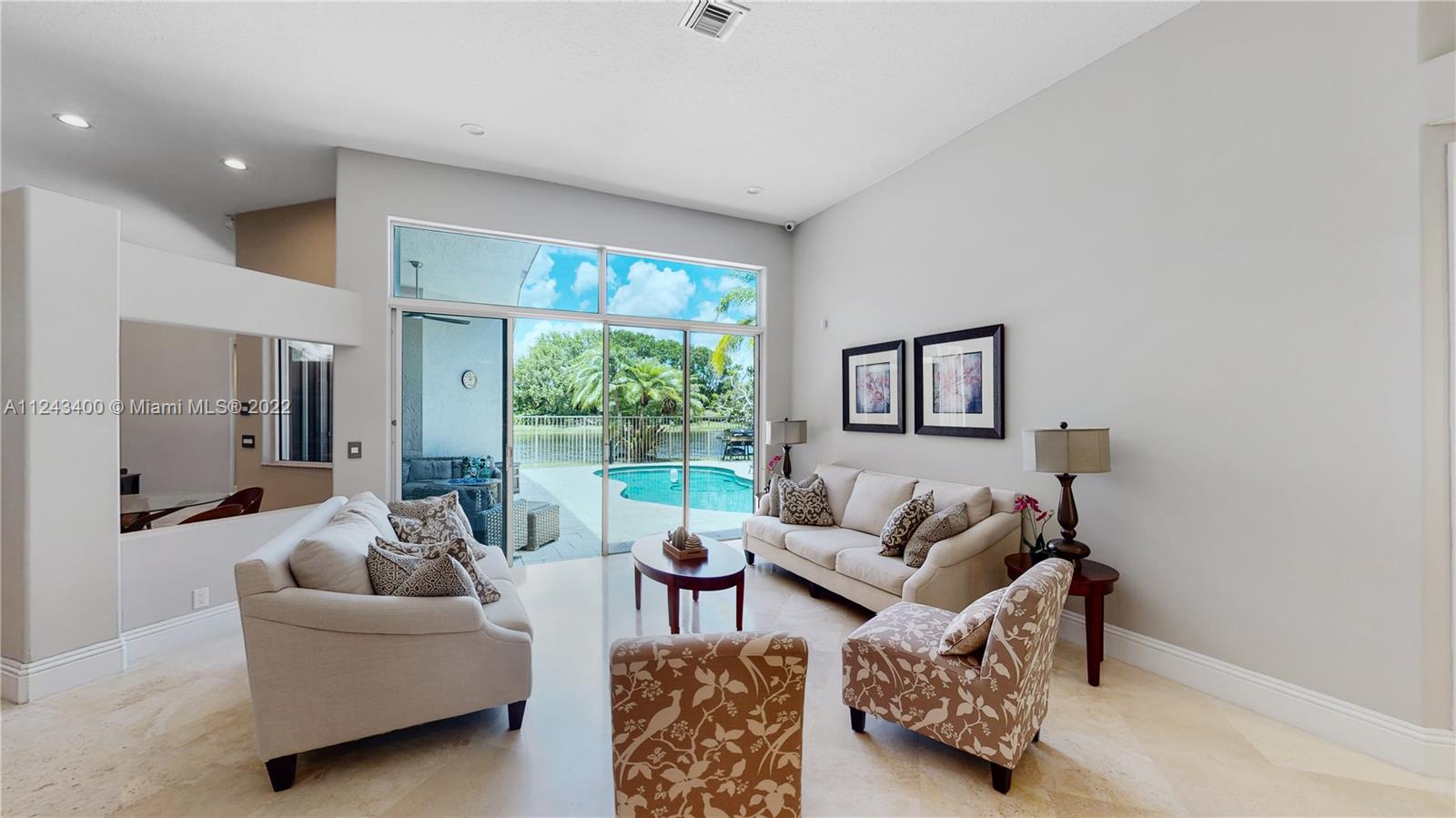 1136 Ginger Cir