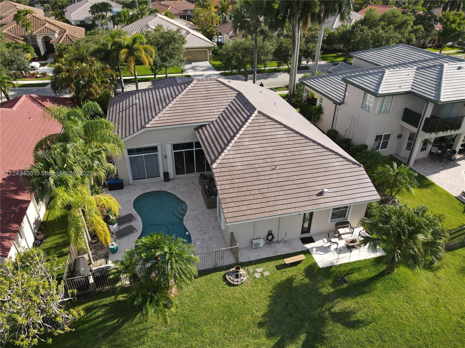 1136 Ginger Cir