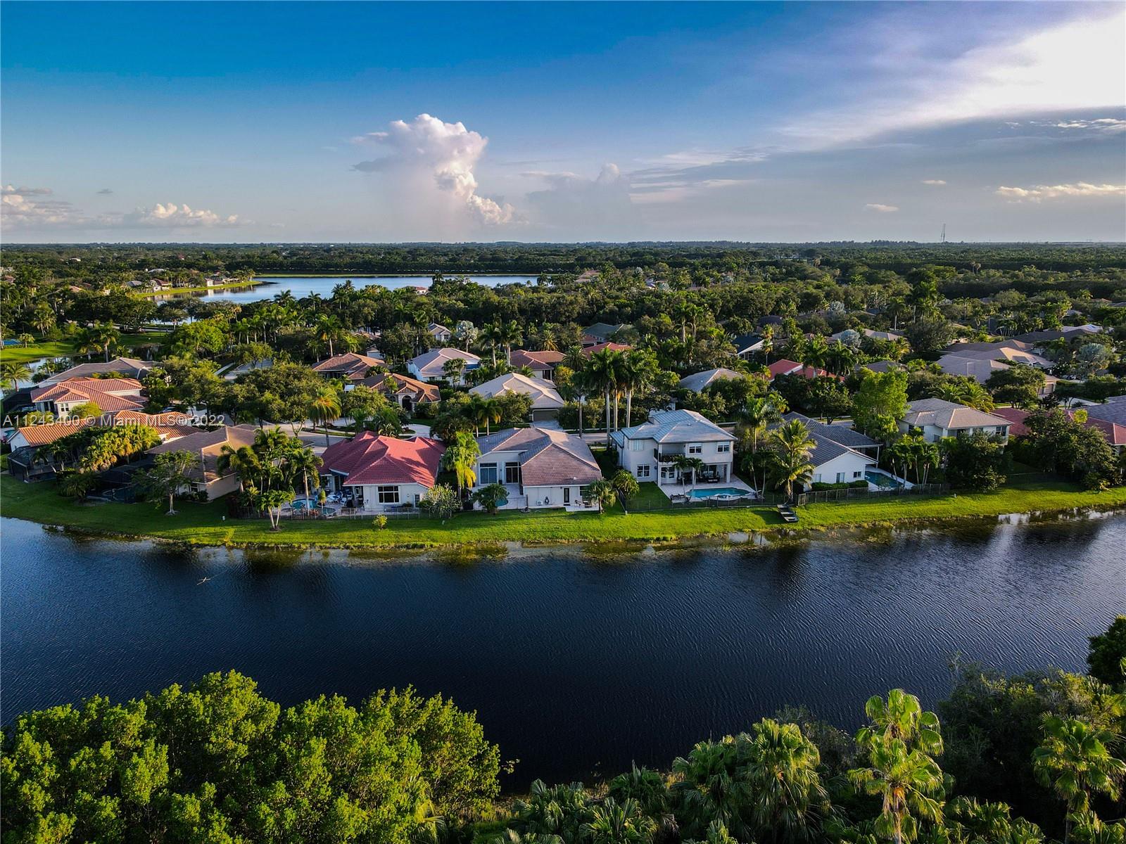 1136 Ginger Cir
