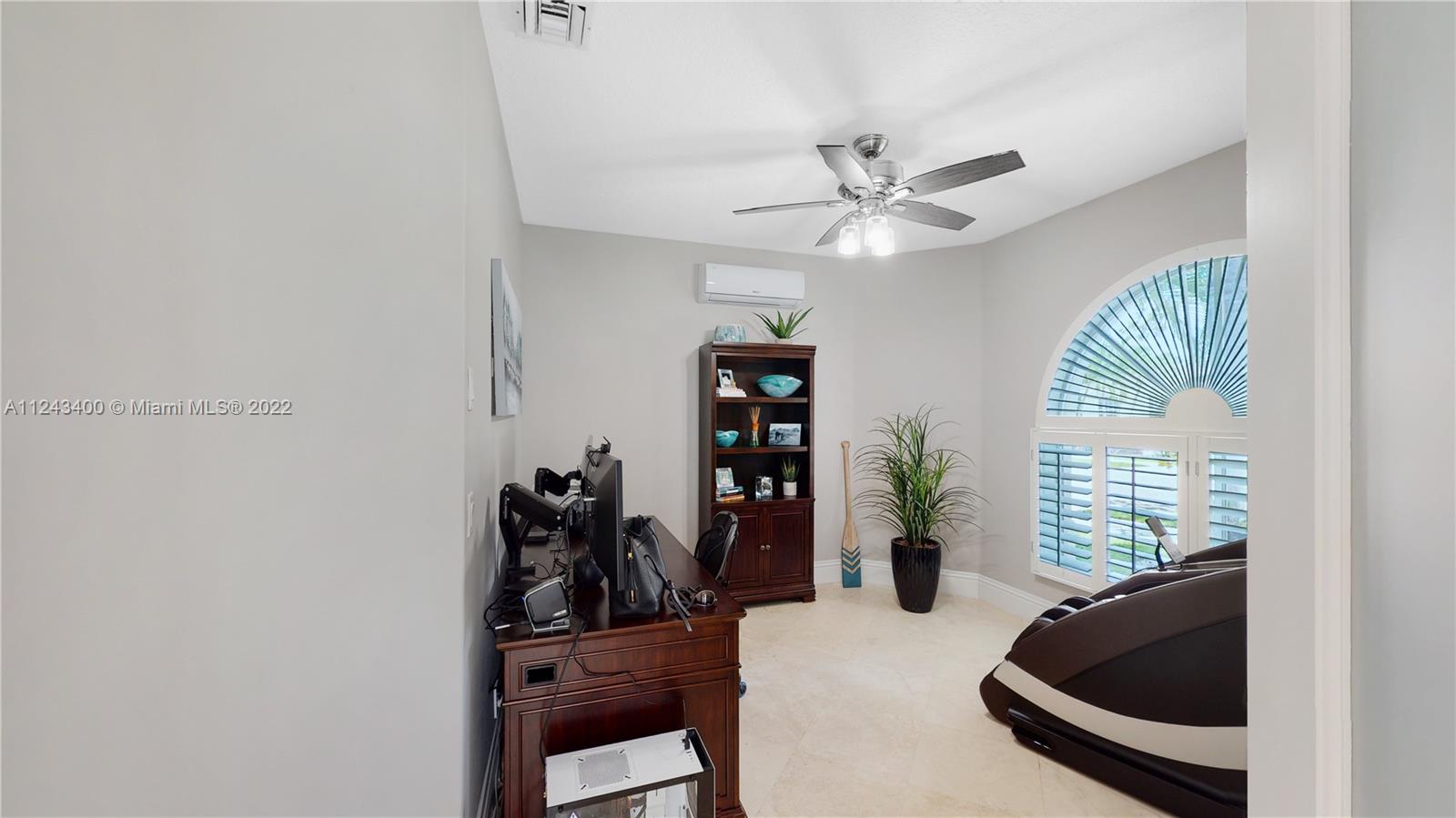 1136 Ginger Cir