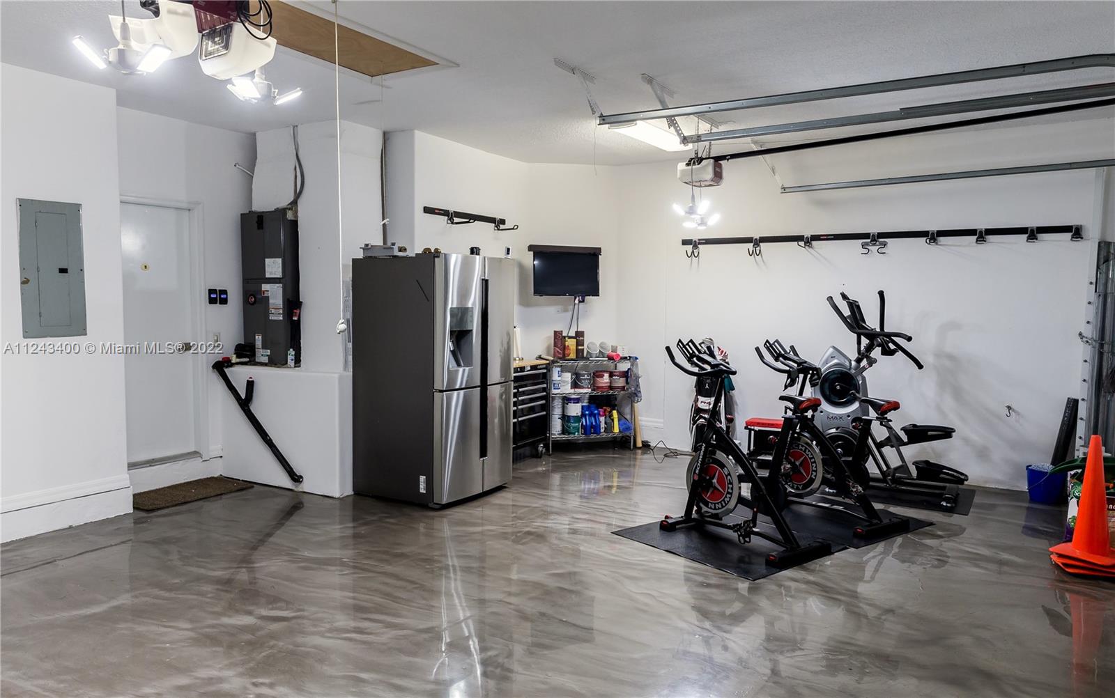 1136 Ginger Cir