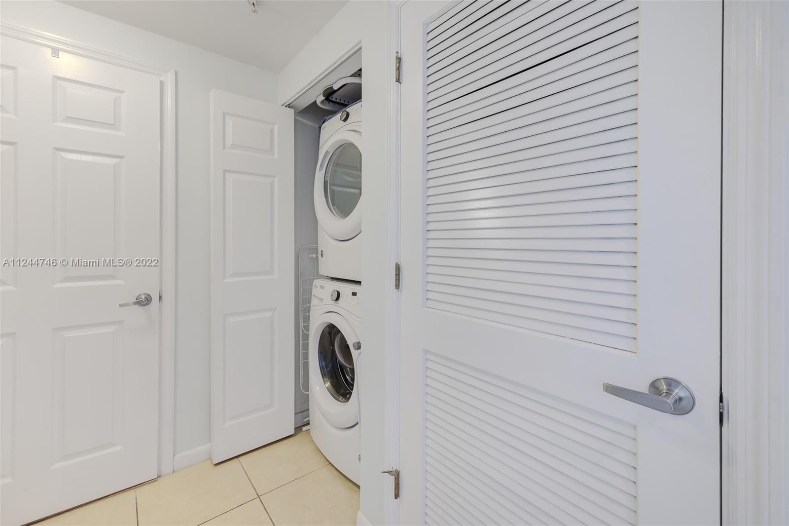 140 S Dixie Hwy Unit: 1020