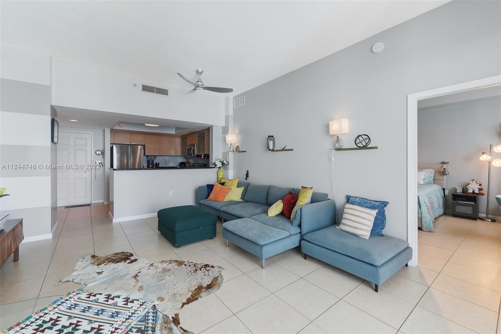 140 S Dixie Hwy Unit: 1020