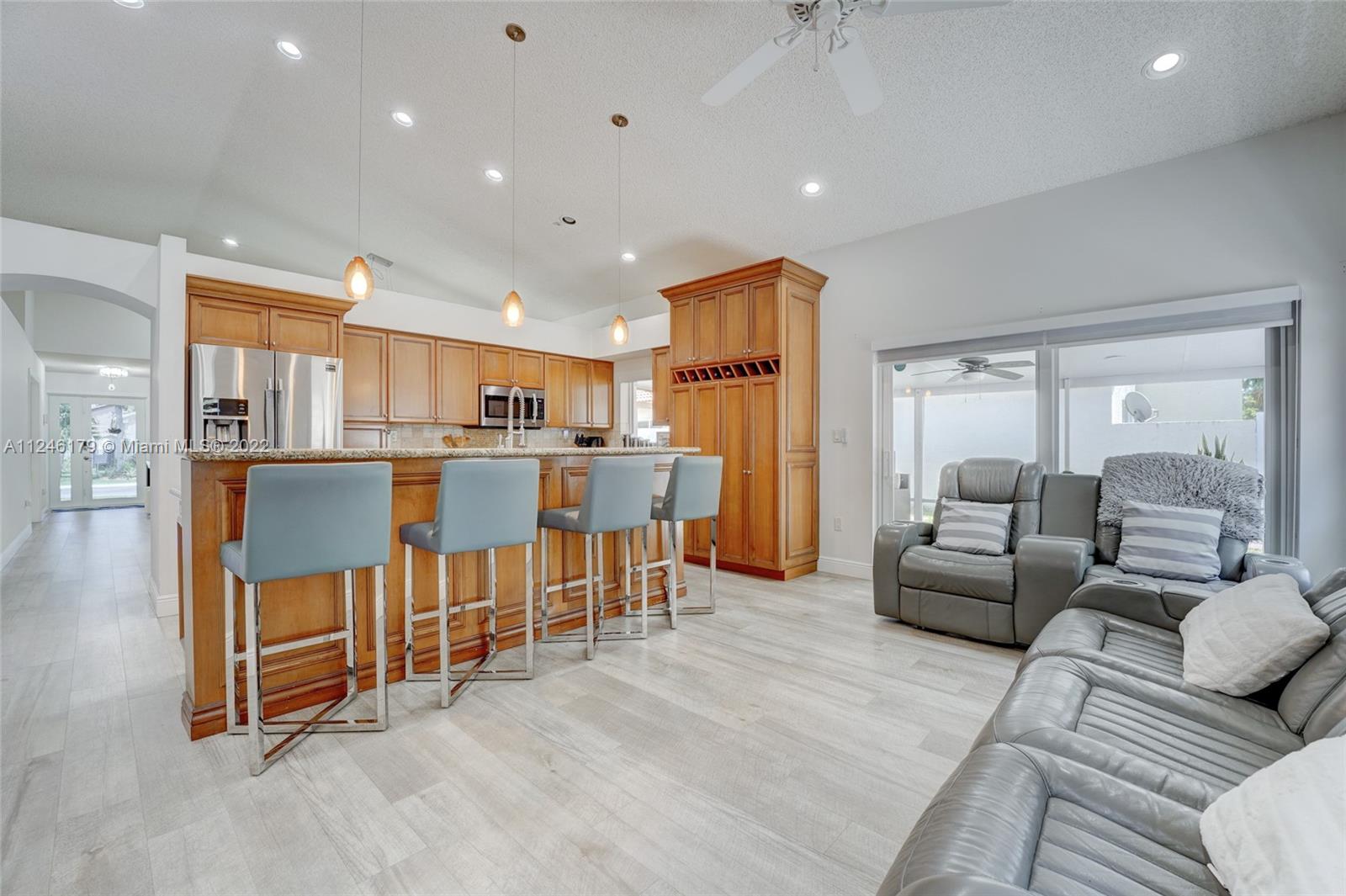 1055 NW 125th Ter