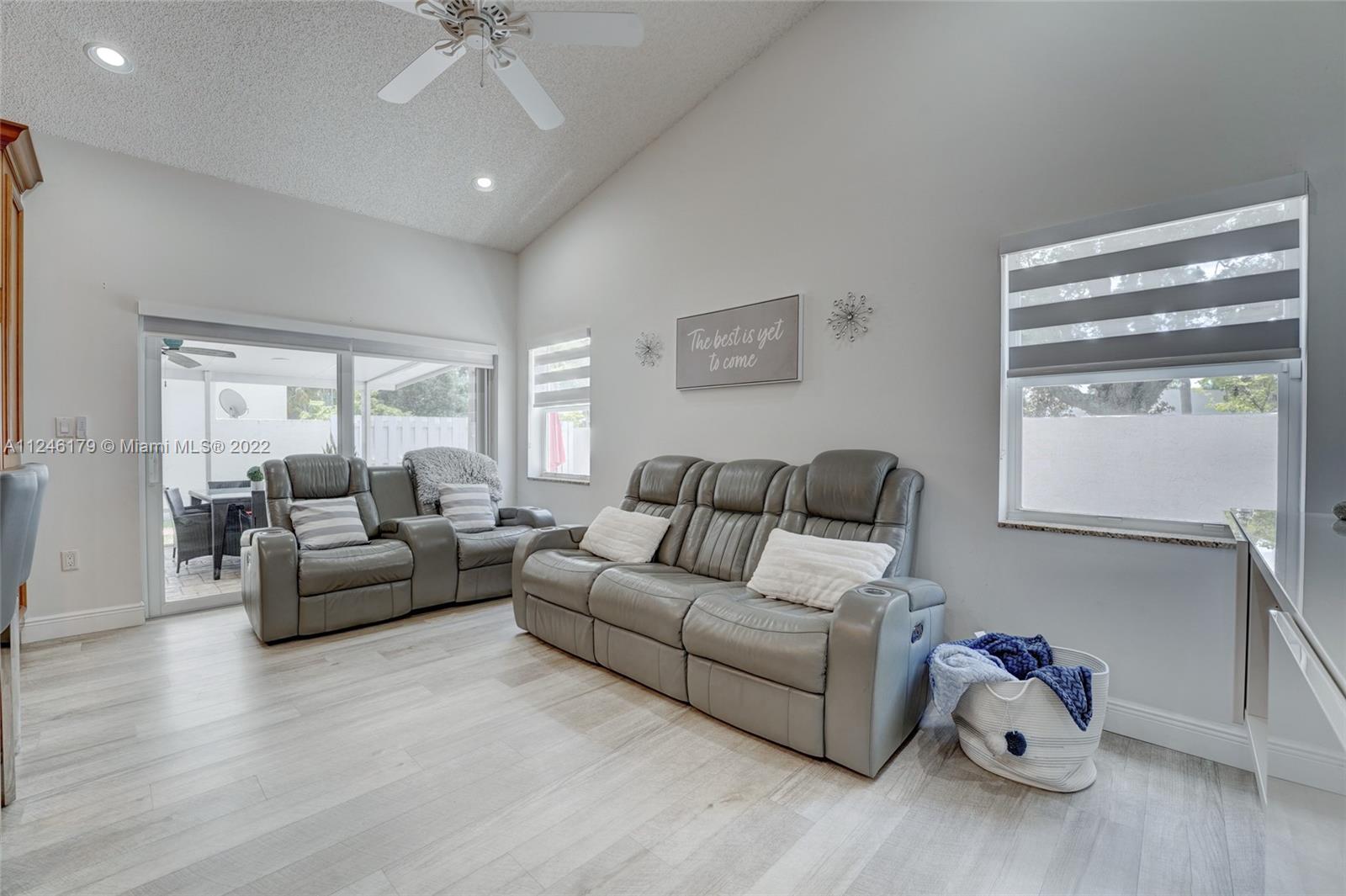 1055 NW 125th Ter