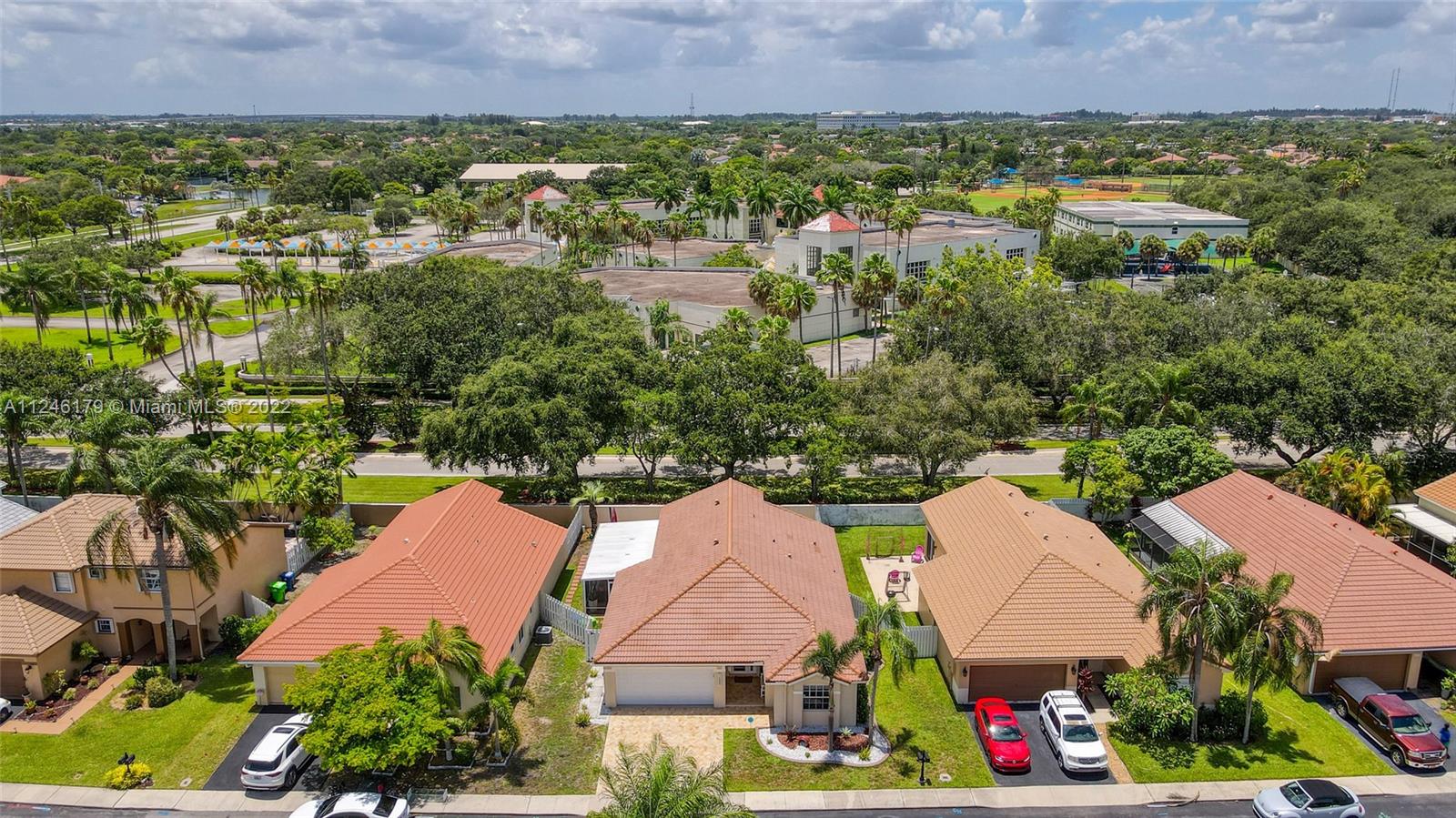 1055 NW 125th Ter