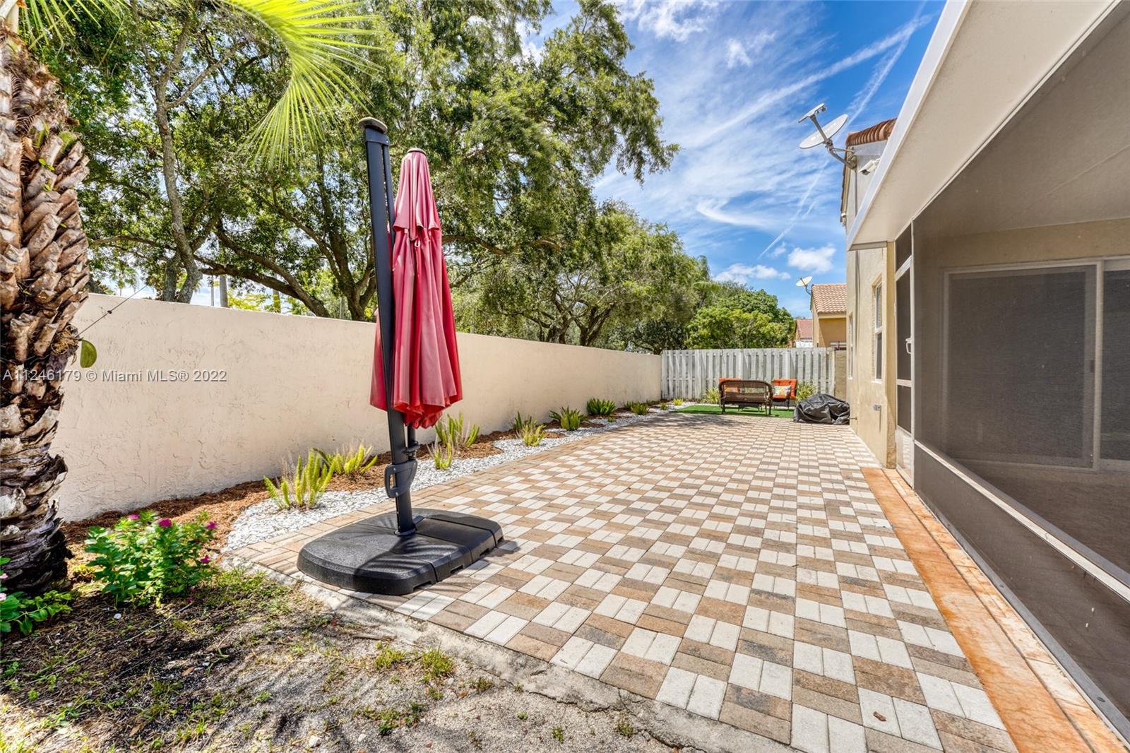 1055 NW 125th Ter