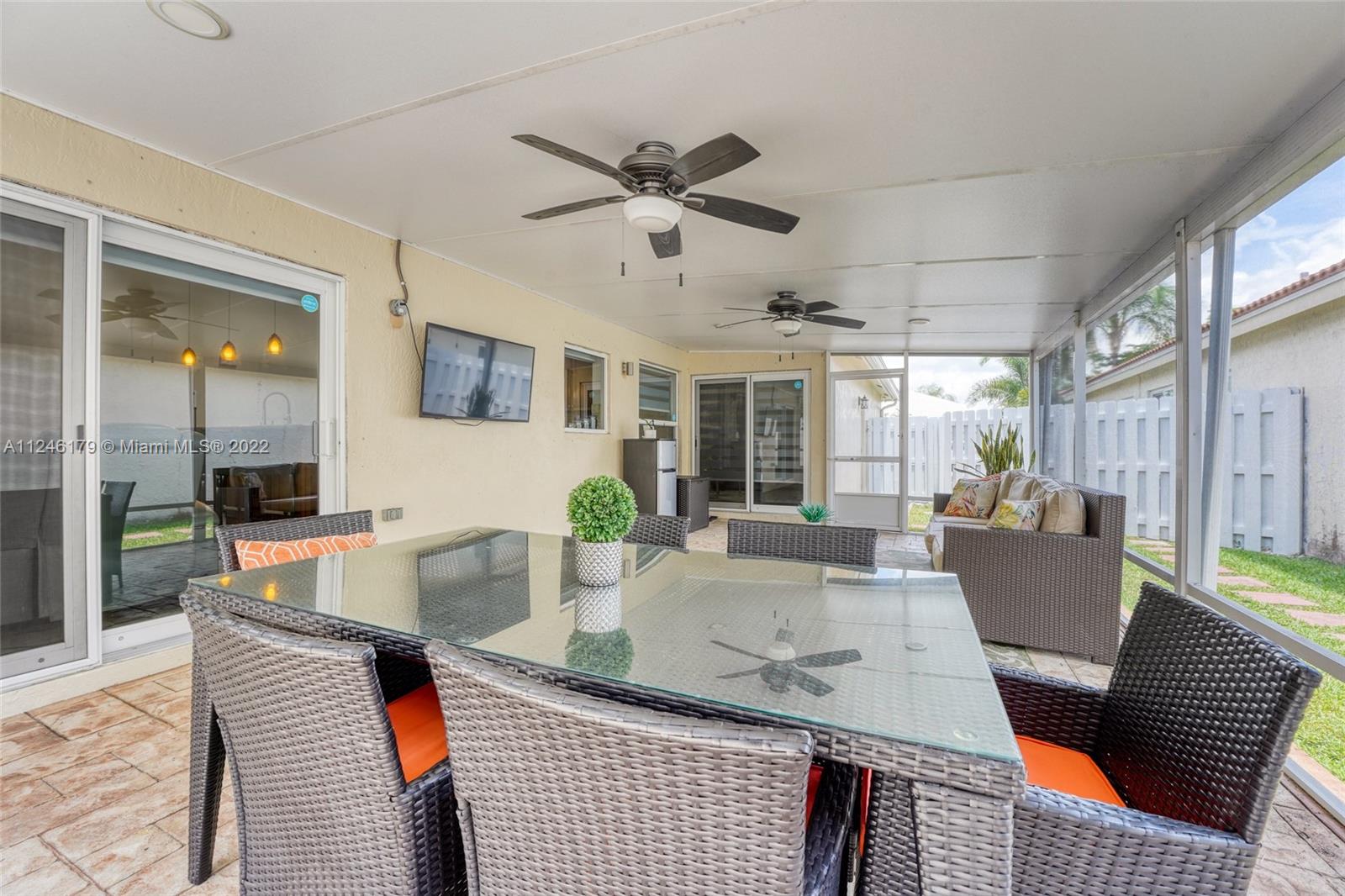 1055 NW 125th Ter