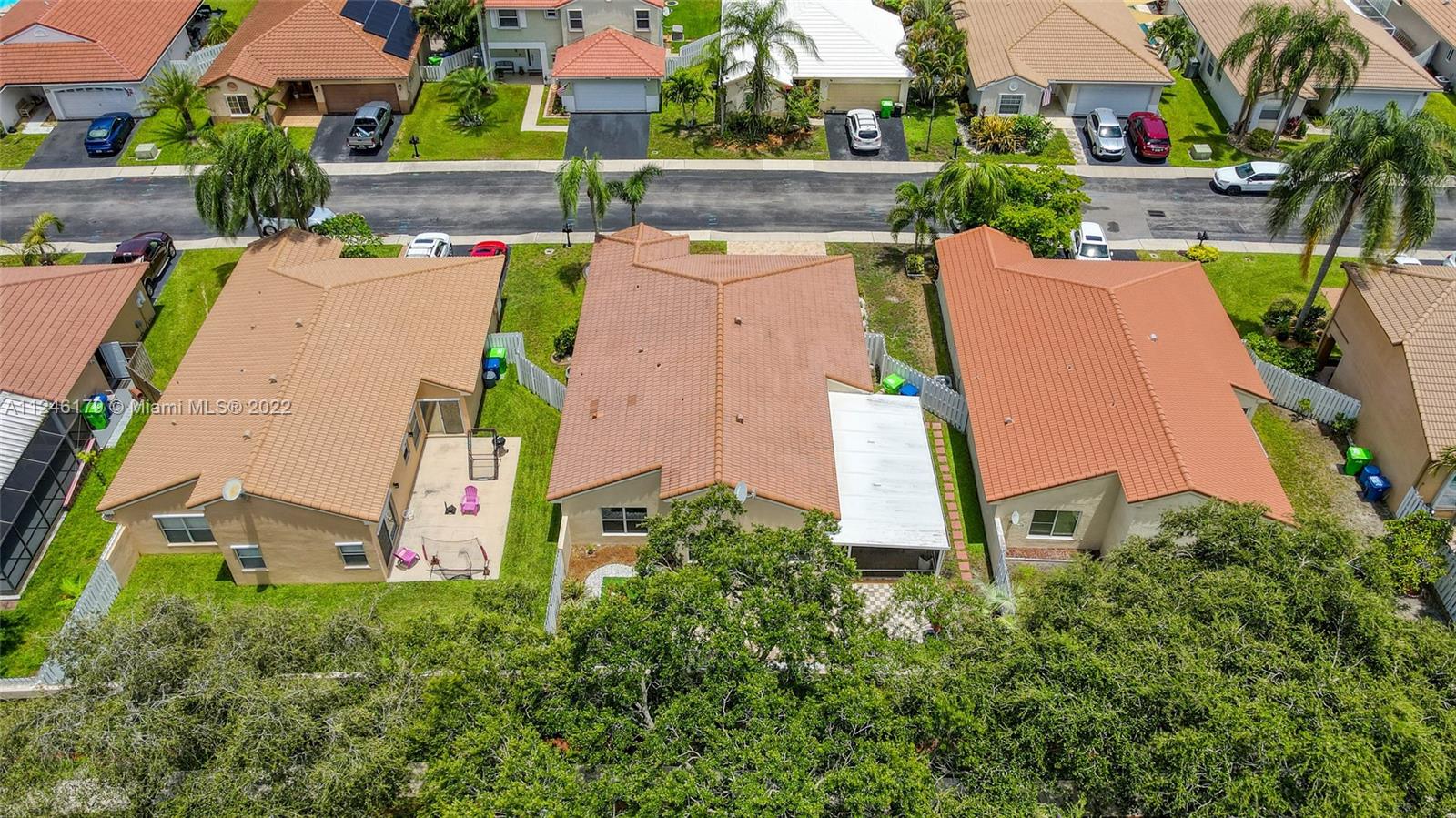 1055 NW 125th Ter