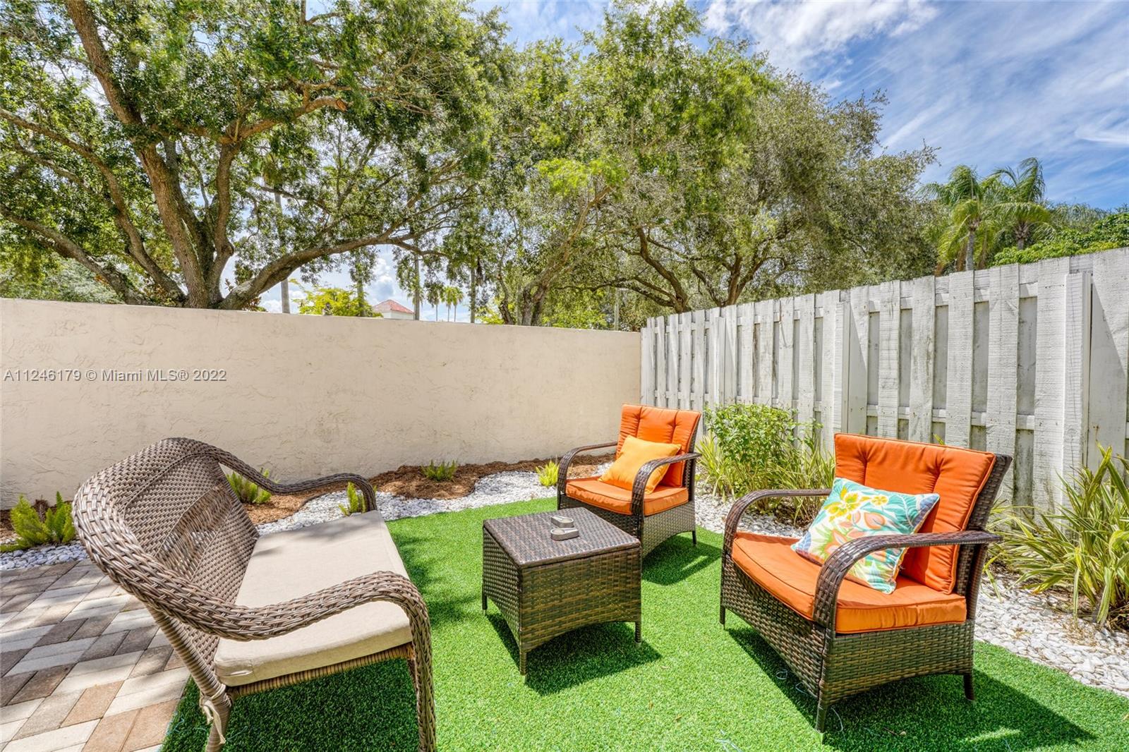 1055 NW 125th Ter