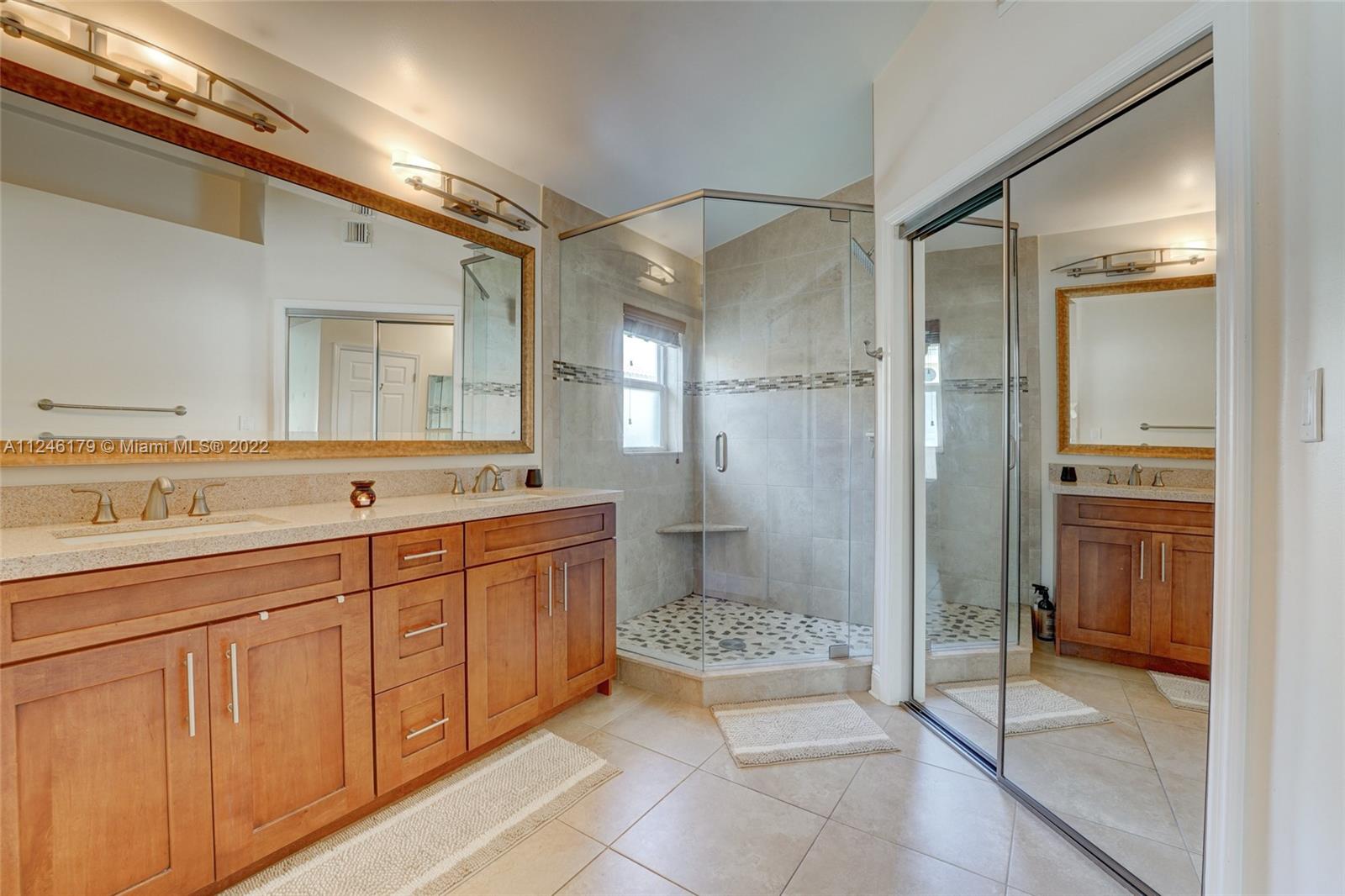 1055 NW 125th Ter