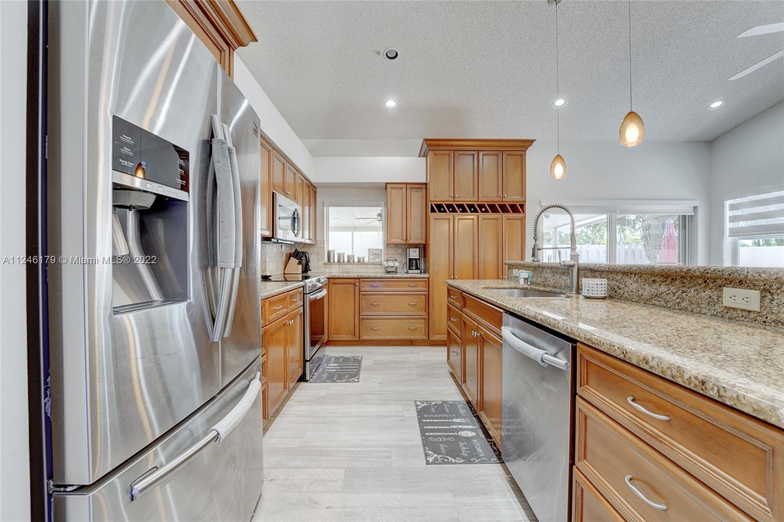 1055 NW 125th Ter