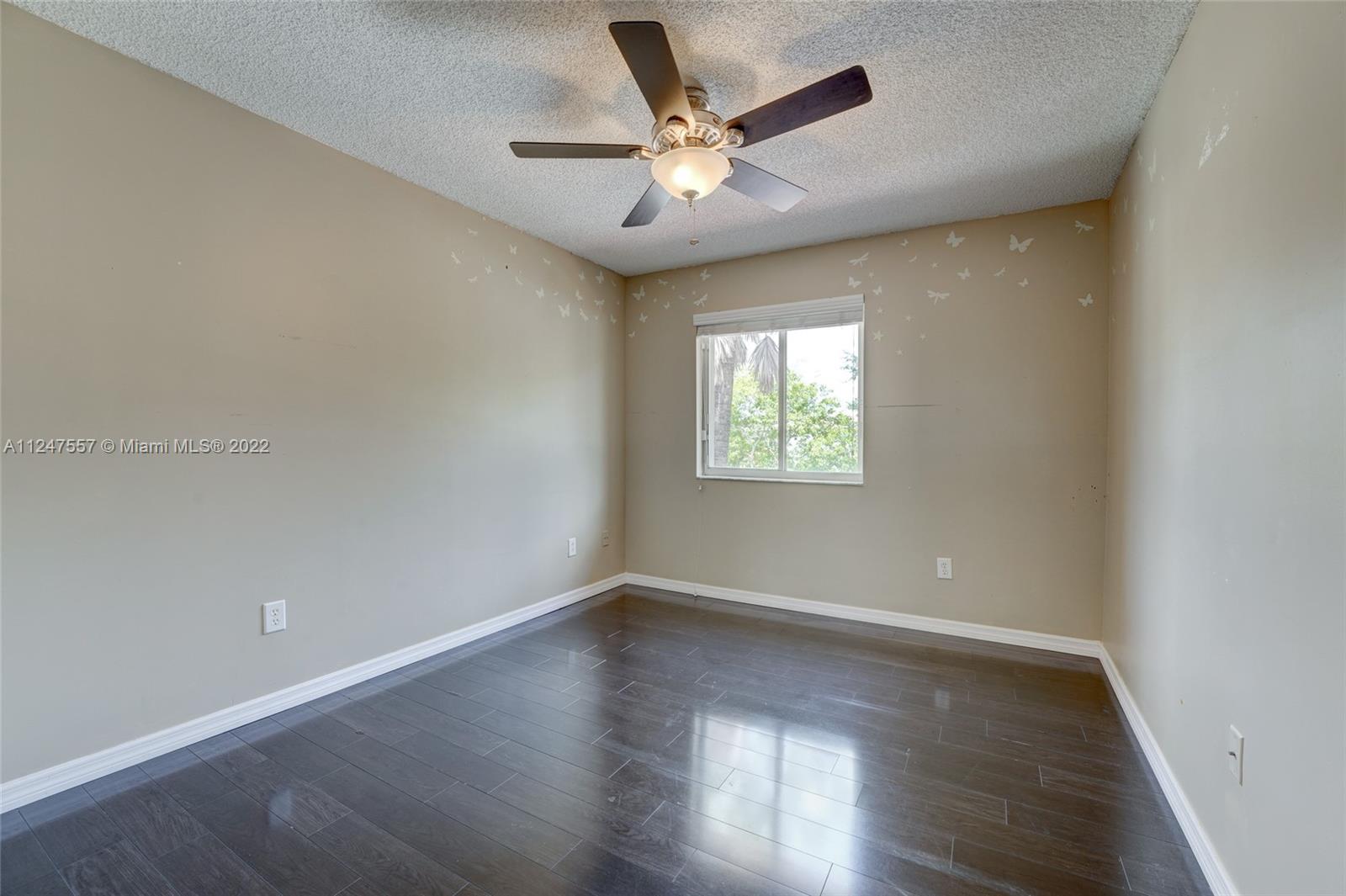 14732 Vista Luna Dr