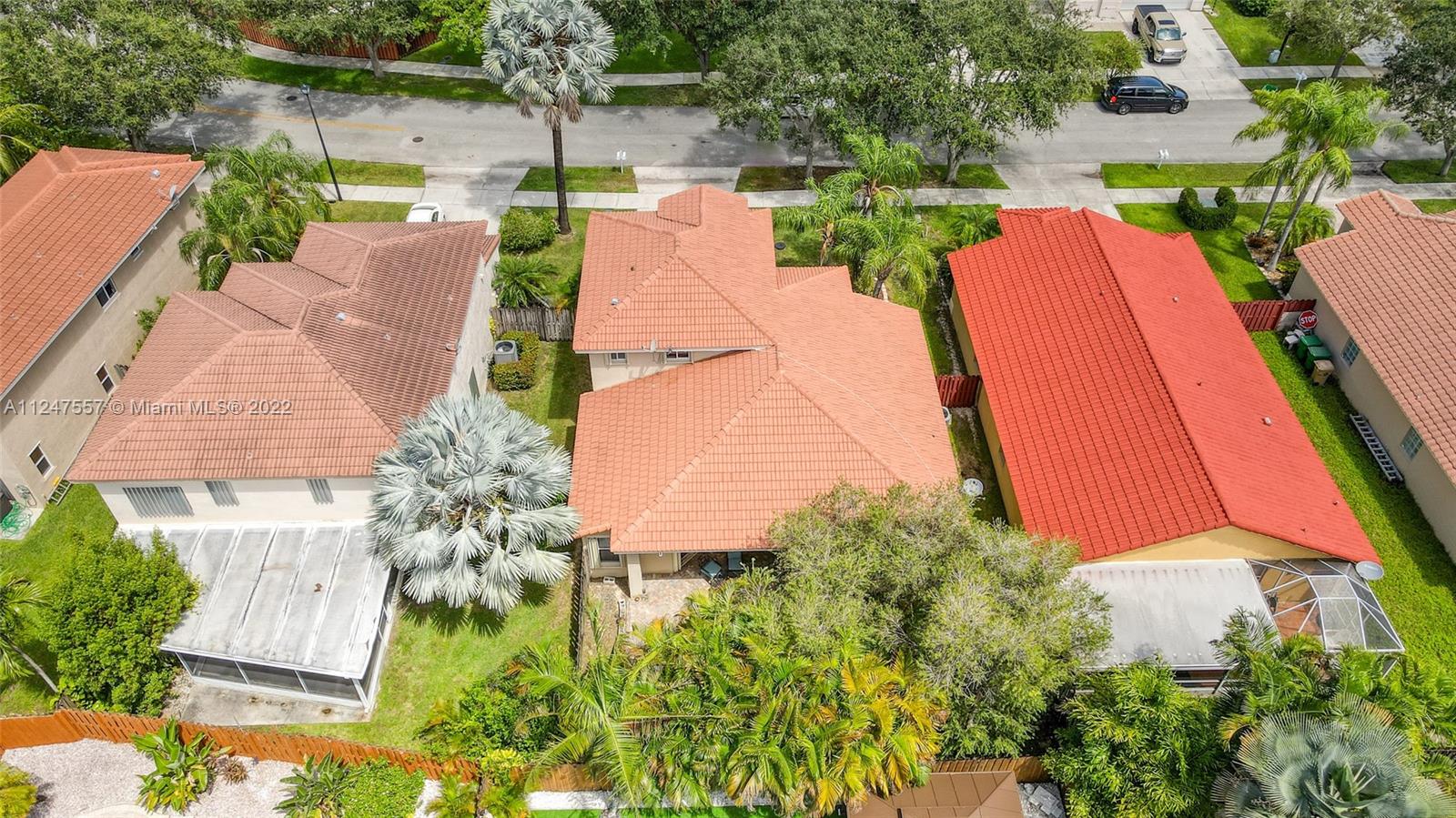 14732 Vista Luna Dr