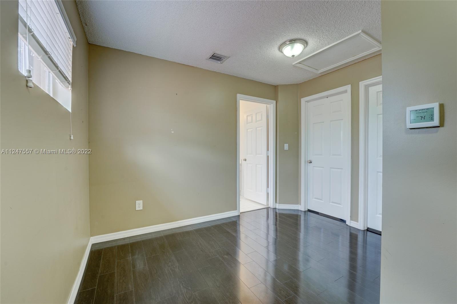 14732 Vista Luna Dr