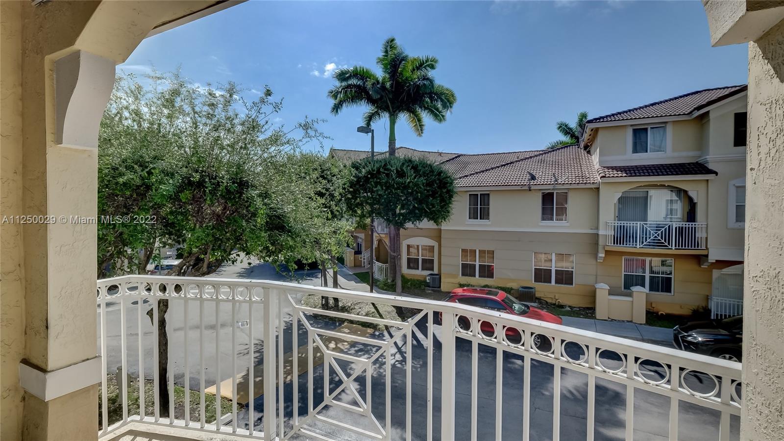 8912 W Flagler St Unit: 212