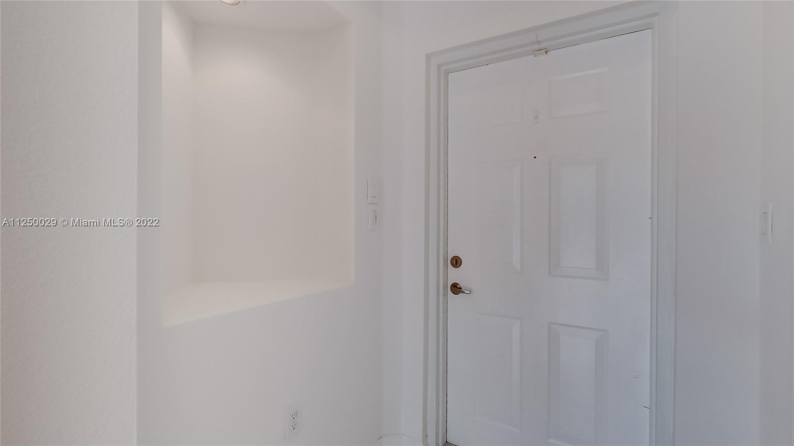 8912 W Flagler St Unit: 212