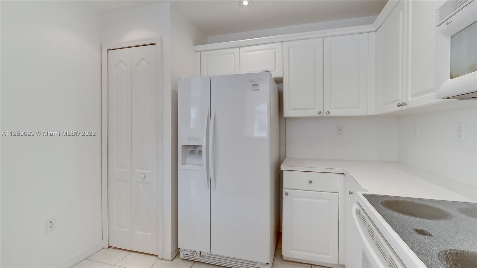 8912 W Flagler St Unit: 212