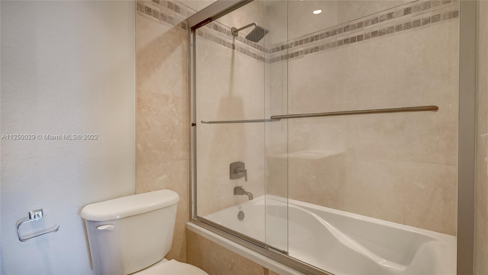 8912 W Flagler St Unit: 212