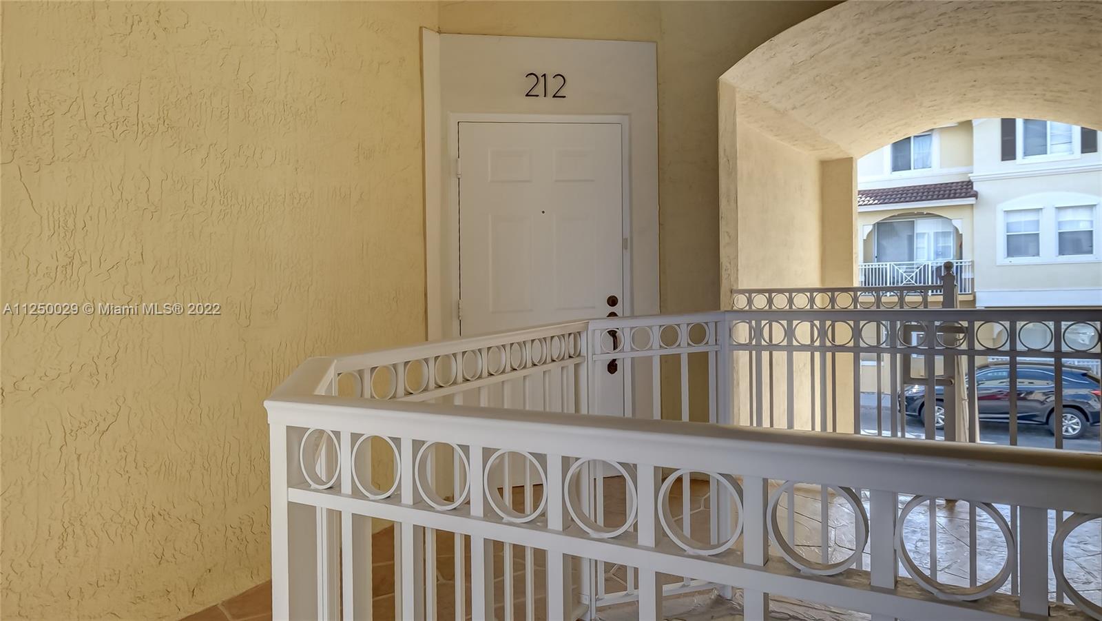 8912 W Flagler St Unit: 212